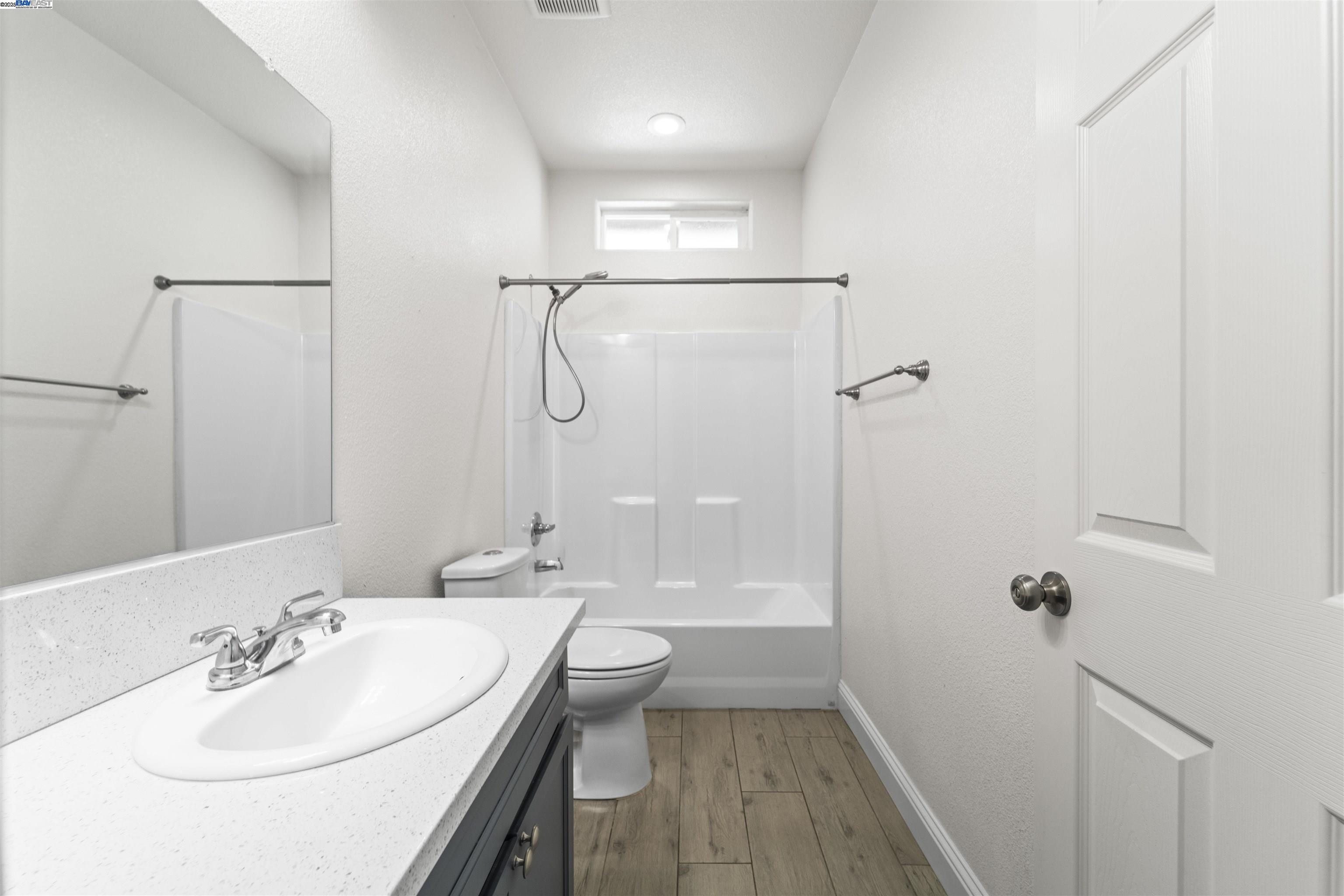 Detail Gallery Image 25 of 44 For 3701 21st Ave, Sacramento,  CA 95820 - 3 Beds | 2 Baths