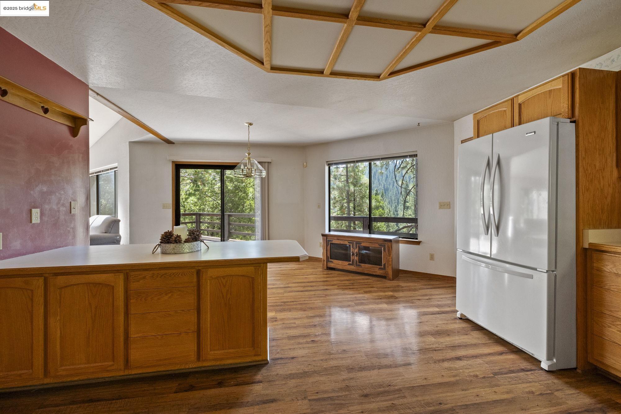 Detail Gallery Image 6 of 39 For 28484 Georges Dr, Strawberry,  CA 95375 - 2 Beds | 2 Baths