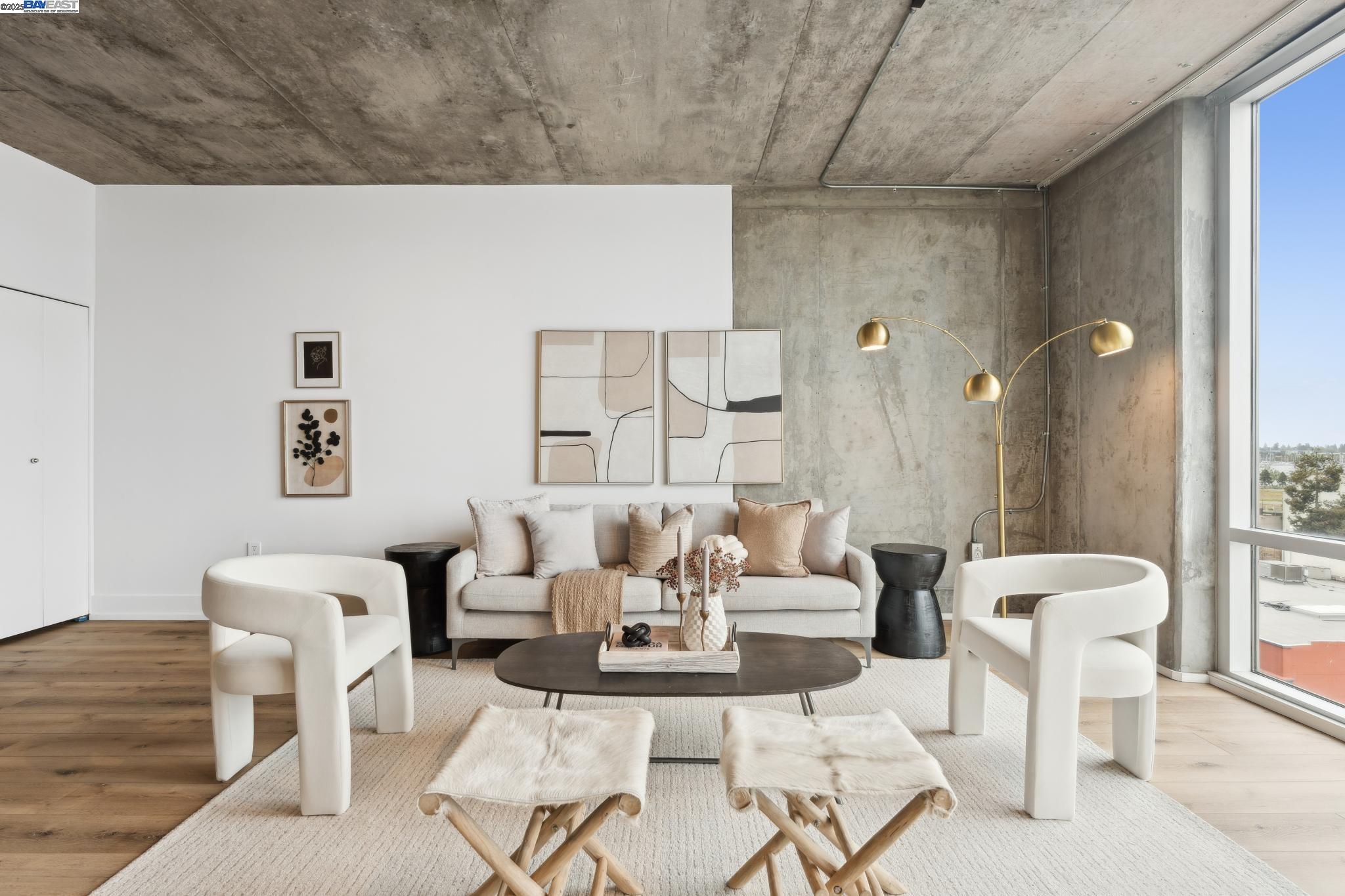 Detail Gallery Image 2 of 60 For 311 Oak St #729,  Oakland,  CA 94607 - 1 Beds | 1 Baths