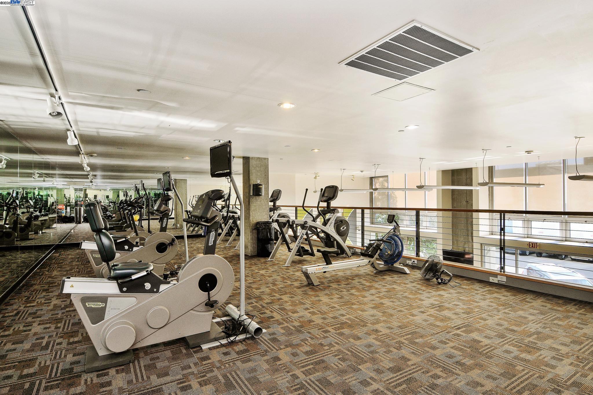 Detail Gallery Image 45 of 60 For 311 Oak St #729,  Oakland,  CA 94607 - 1 Beds | 1 Baths