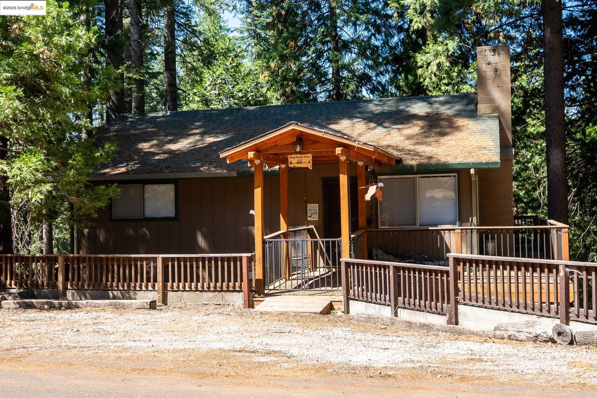 Detail Gallery Image 1 of 24 For 24278 Kalanu Place, Mi Wuk Village,  CA 95346 - 3 Beds | 2 Baths
