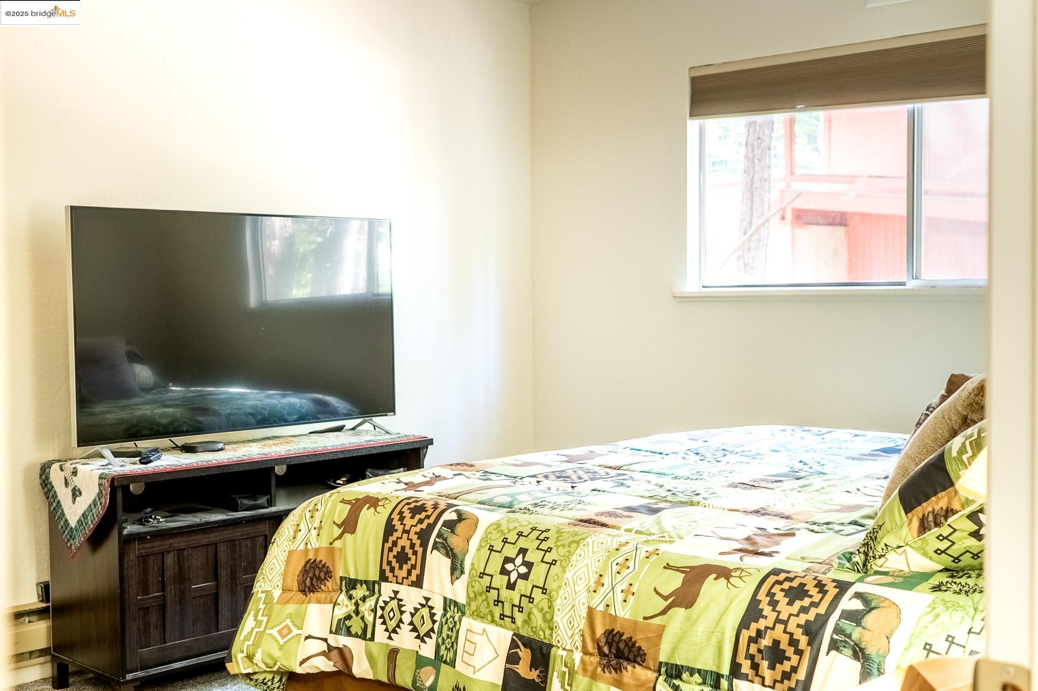Detail Gallery Image 12 of 24 For 24278 Kalanu Place, Mi Wuk Village,  CA 95346 - 3 Beds | 2 Baths