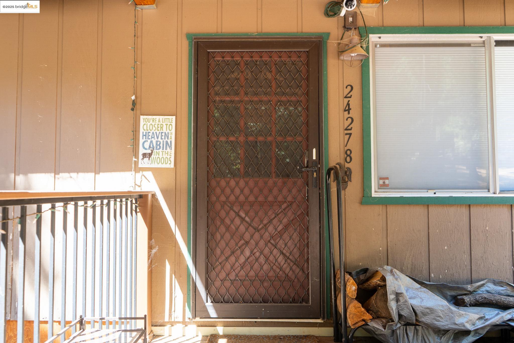 Detail Gallery Image 4 of 24 For 24278 Kalanu Place, Mi Wuk Village,  CA 95346 - 3 Beds | 2 Baths