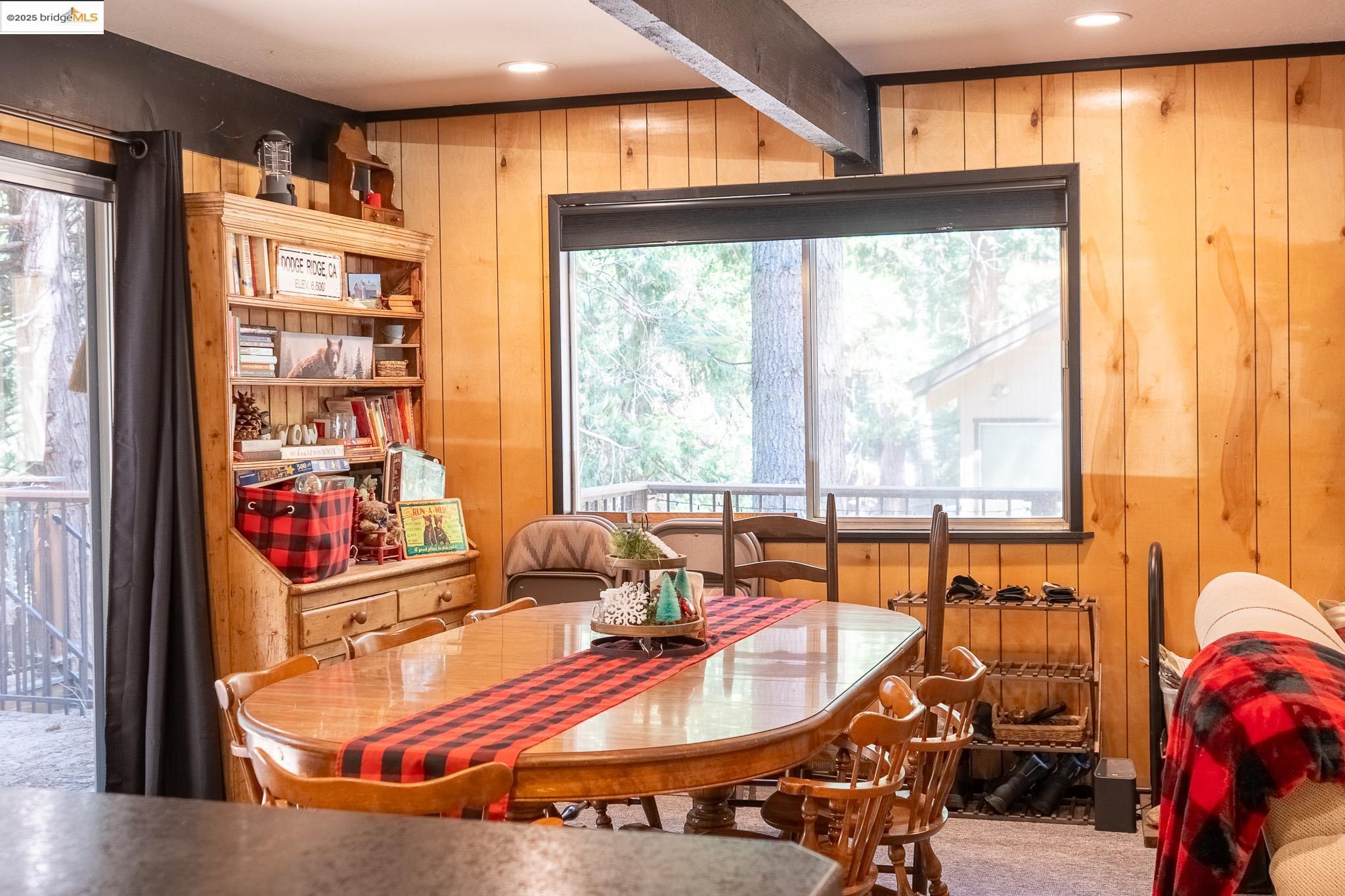 Detail Gallery Image 7 of 24 For 24278 Kalanu Place, Mi Wuk Village,  CA 95346 - 3 Beds | 2 Baths