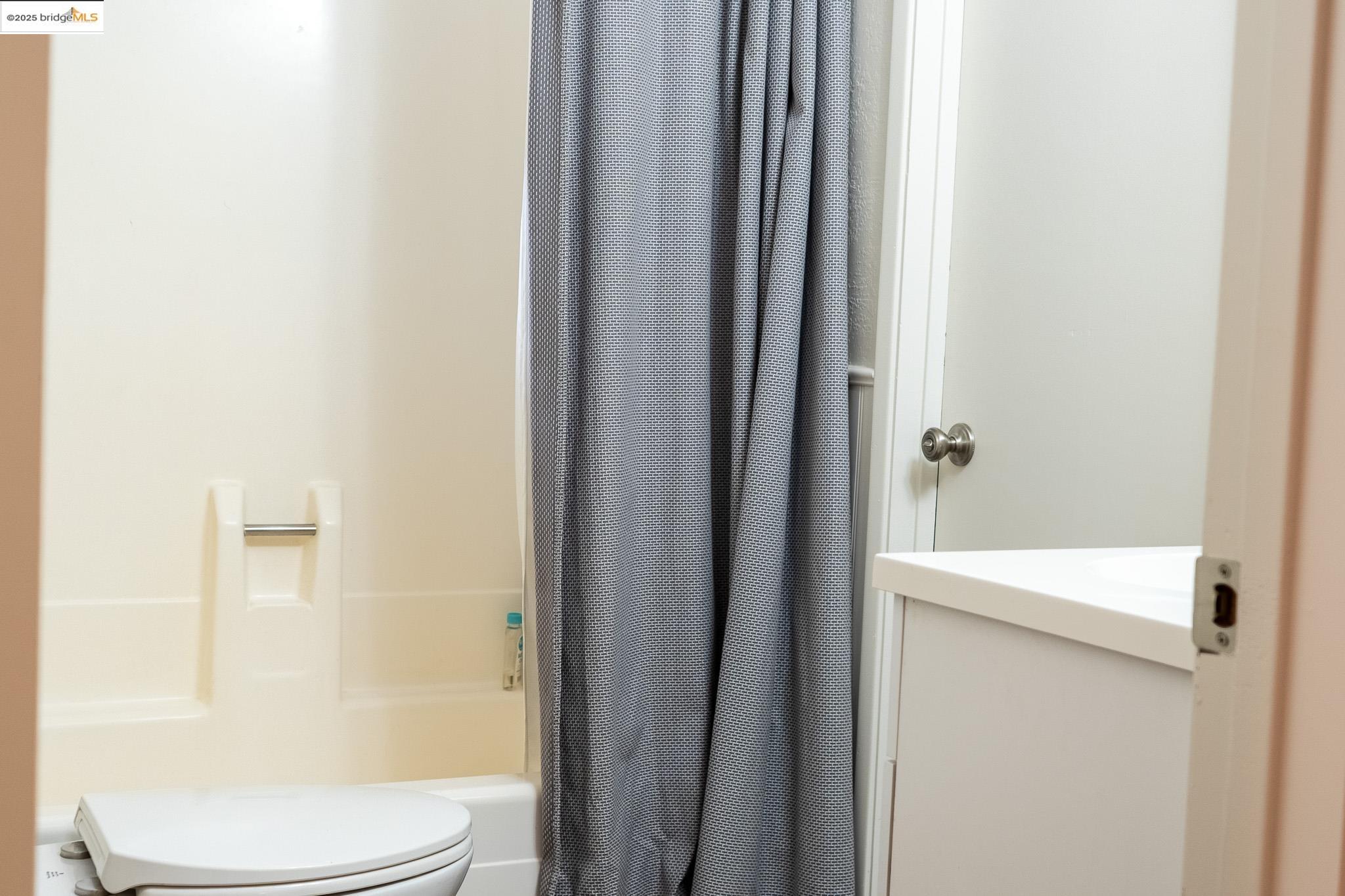 Detail Gallery Image 10 of 24 For 24278 Kalanu Place, Mi Wuk Village,  CA 95346 - 3 Beds | 2 Baths