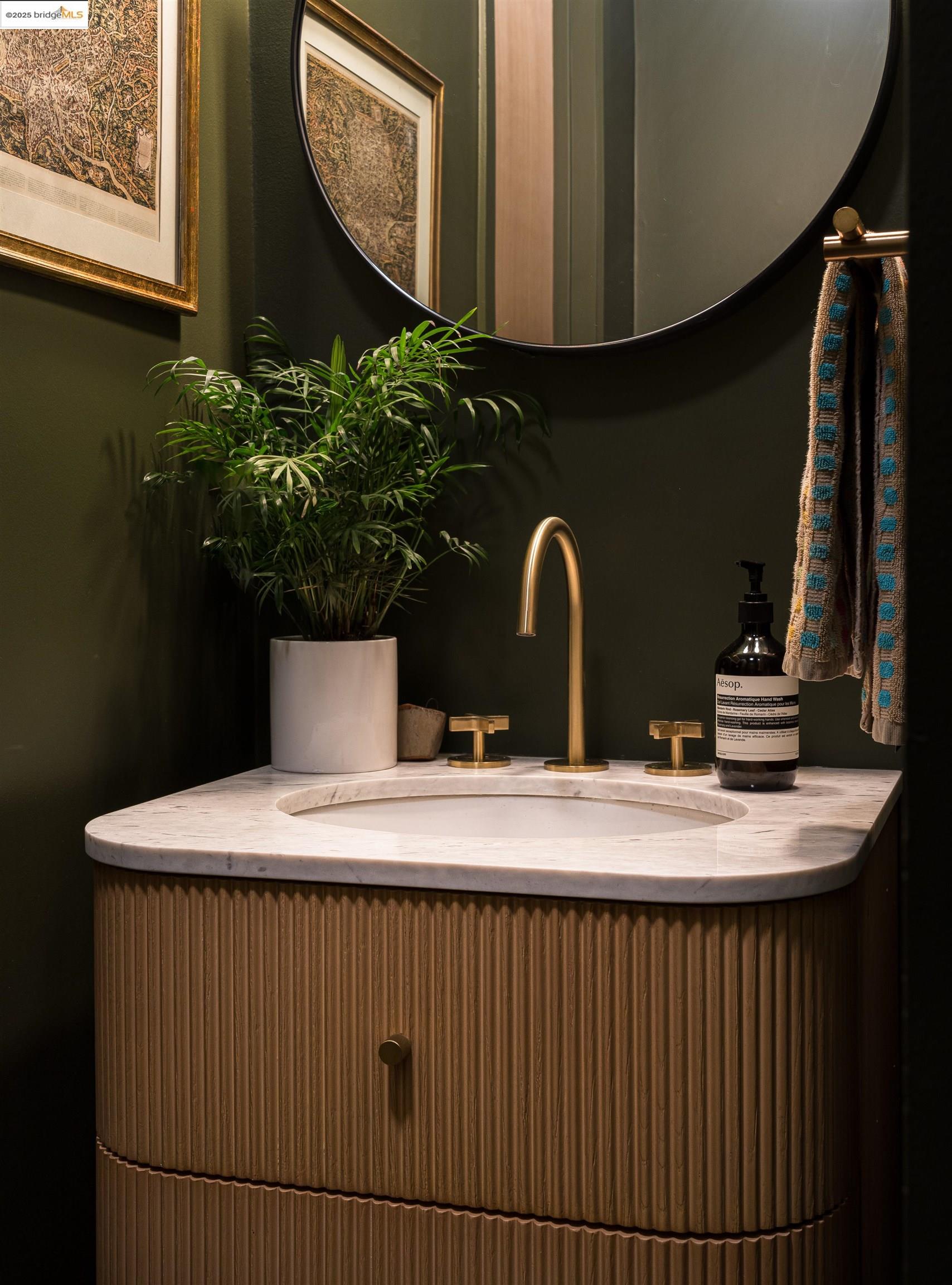 Detail Gallery Image 15 of 29 For 1818 5th, Berkeley,  CA 94710 - 2 Beds | 1/1 Baths
