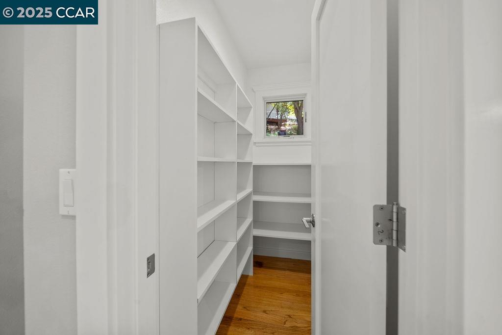 Detail Gallery Image 17 of 60 For 921 Foye Drive, Lafayette,  CA 94549 - 5 Beds | 4/1 Baths