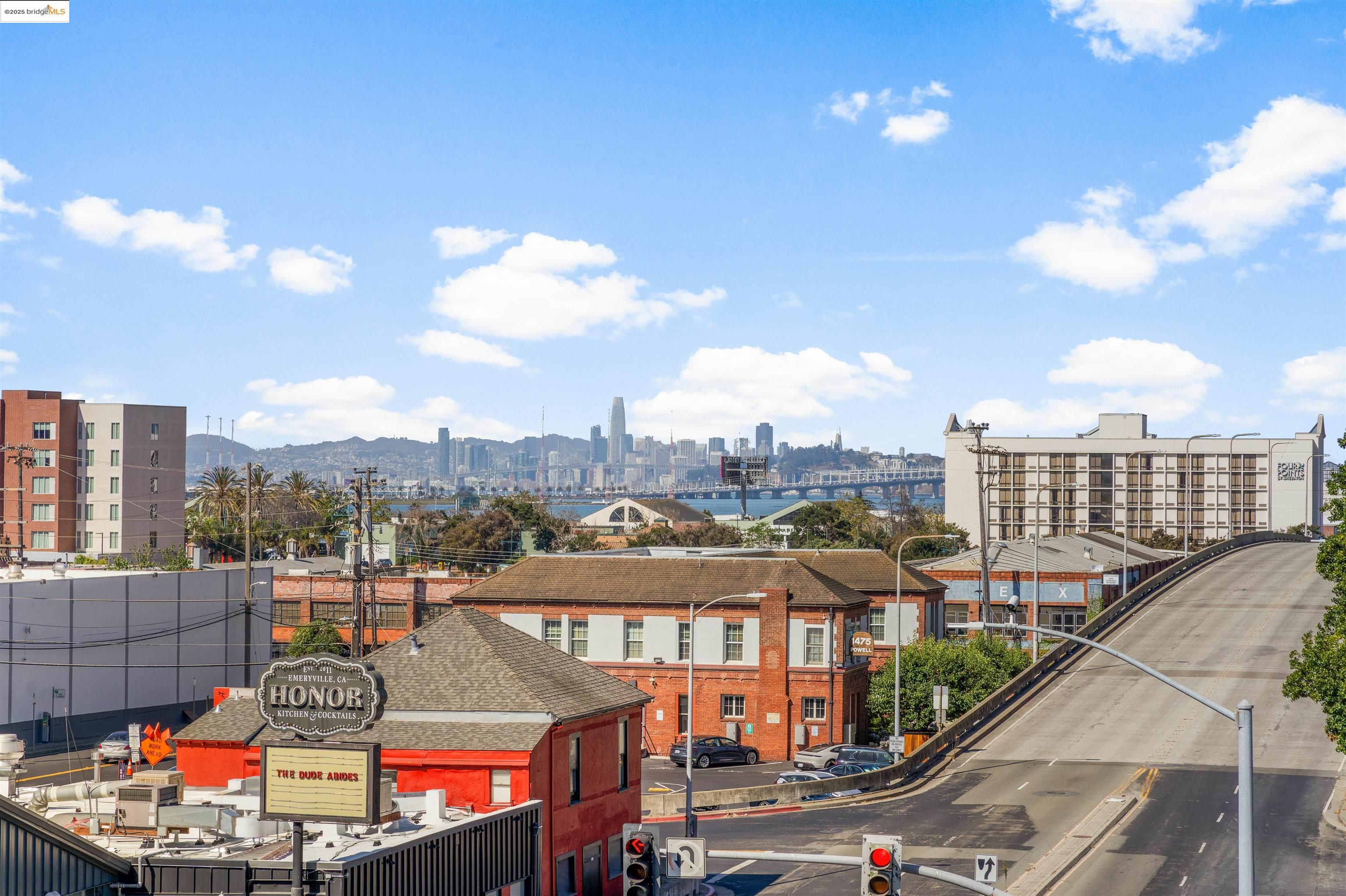 Detail Gallery Image 27 of 43 For 1364 Powell St, Emeryville,  CA 94608 - 2 Beds | 1/1 Baths
