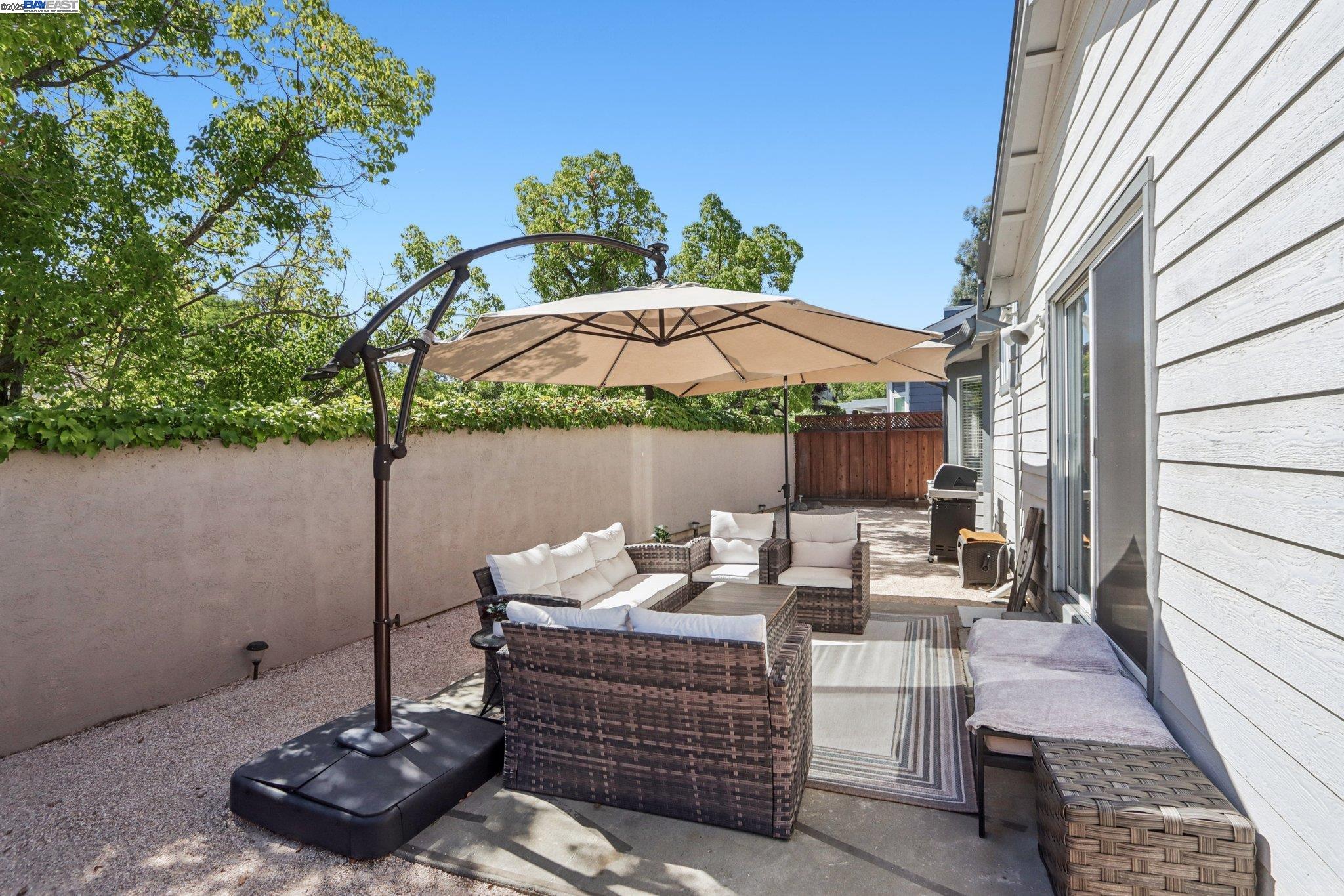 Detail Gallery Image 32 of 48 For 974 Clinton Pl, Pleasanton,  CA 94566 - 3 Beds | 2 Baths