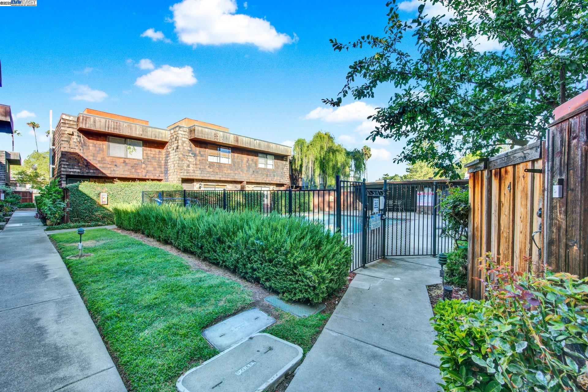 Photo #31: 41108052 Listing: Photo #31