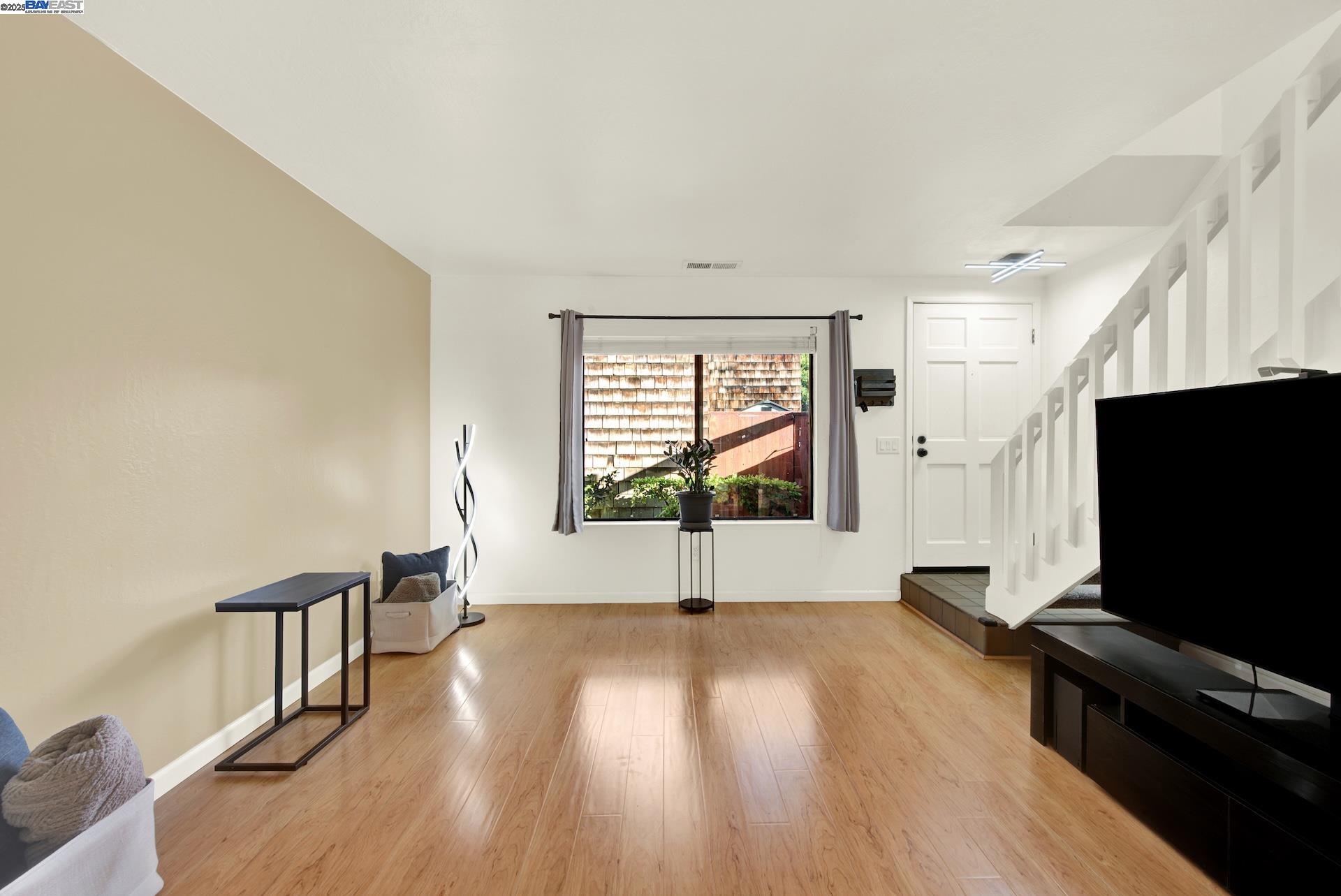Photo #5: 41108052 Listing 