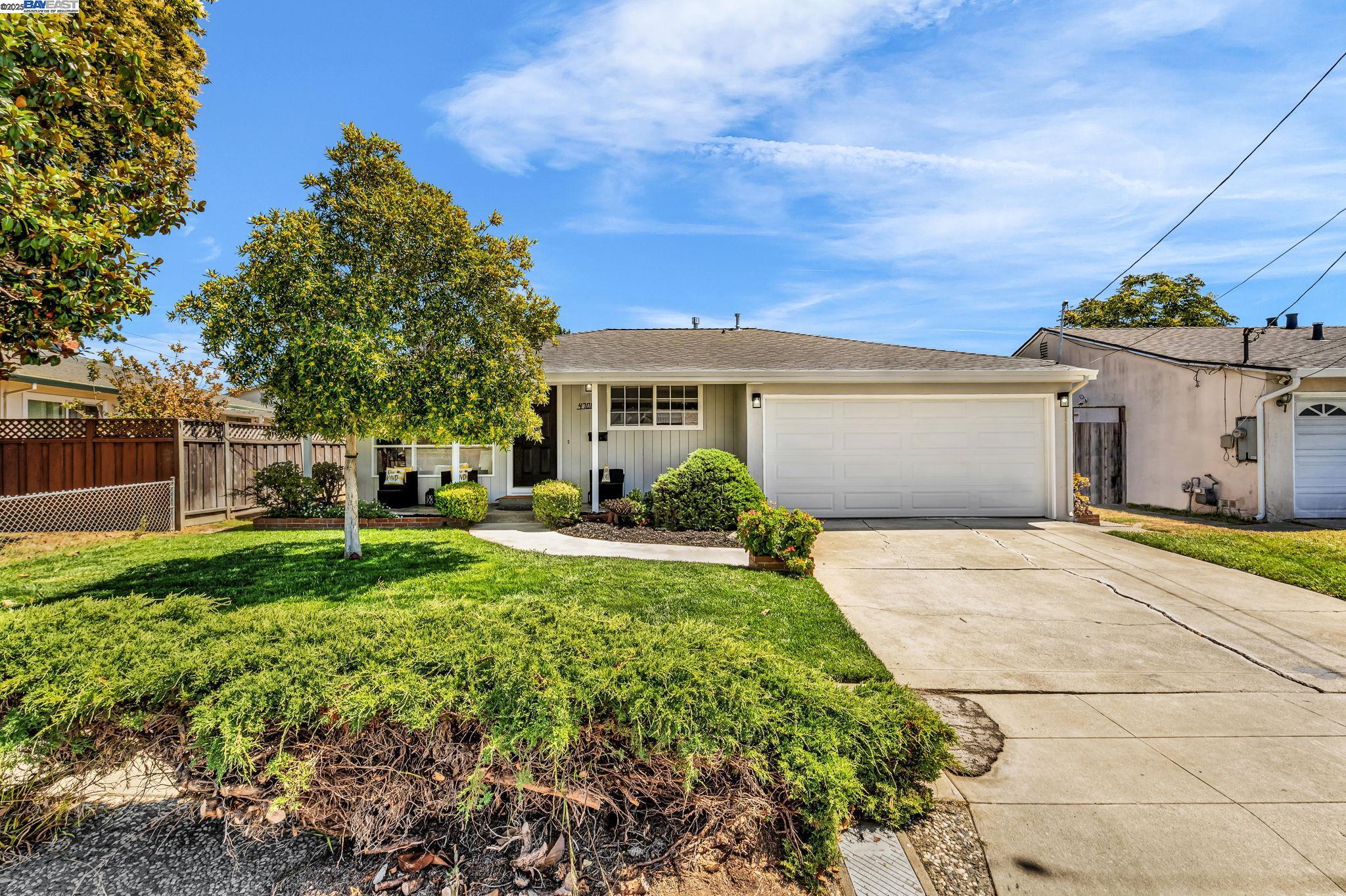 Detail Gallery Image 2 of 26 For 4708 Portola Dr, Fremont,  CA 94536 - 3 Beds | 2 Baths