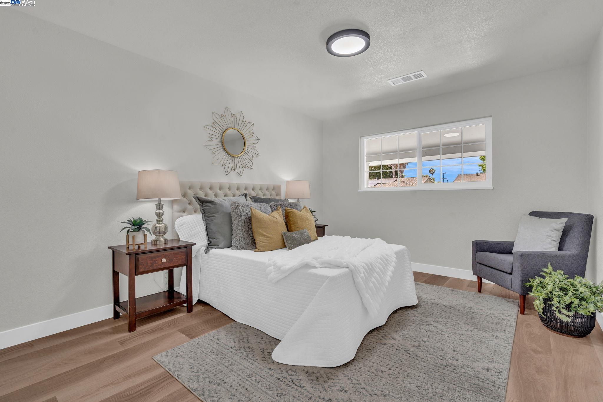Detail Gallery Image 14 of 26 For 4708 Portola Dr, Fremont,  CA 94536 - 3 Beds | 2 Baths