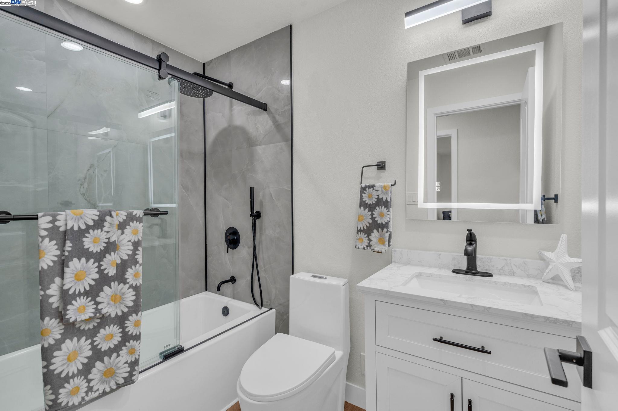 Detail Gallery Image 16 of 26 For 4708 Portola Dr, Fremont,  CA 94536 - 3 Beds | 2 Baths