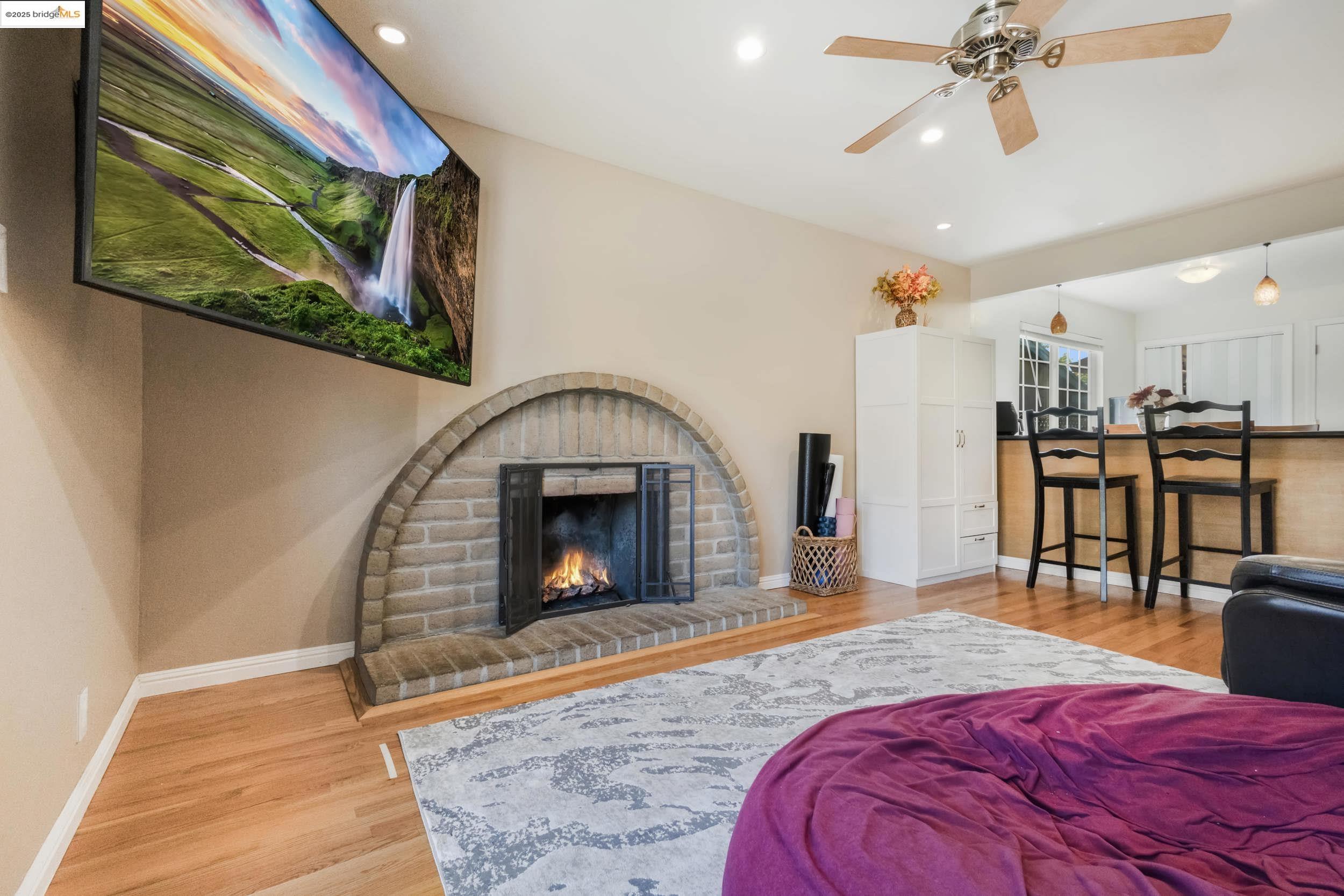Detail Gallery Image 13 of 37 For 3555 Laurant Way, San Jose,  CA 95132 - 4 Beds | 2 Baths