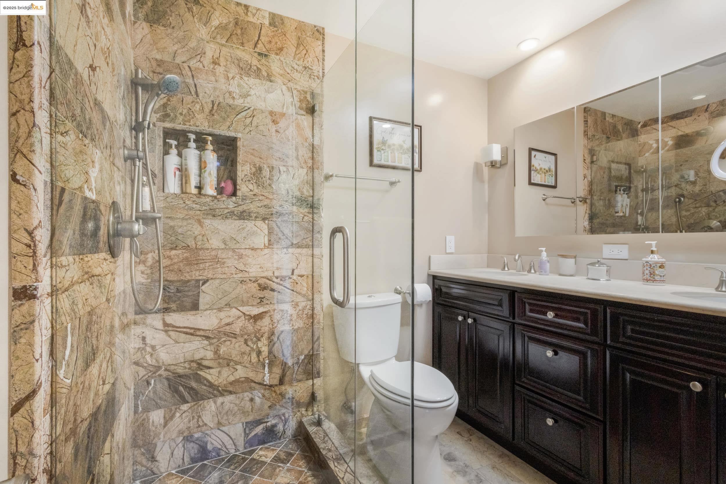 Detail Gallery Image 21 of 37 For 3555 Laurant Way, San Jose,  CA 95132 - 4 Beds | 2 Baths