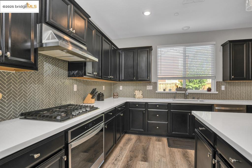 Detail Gallery Image 10 of 38 For 497 Tintori Ct, Brentwood,  CA 94513 - 5 Beds | 3 Baths