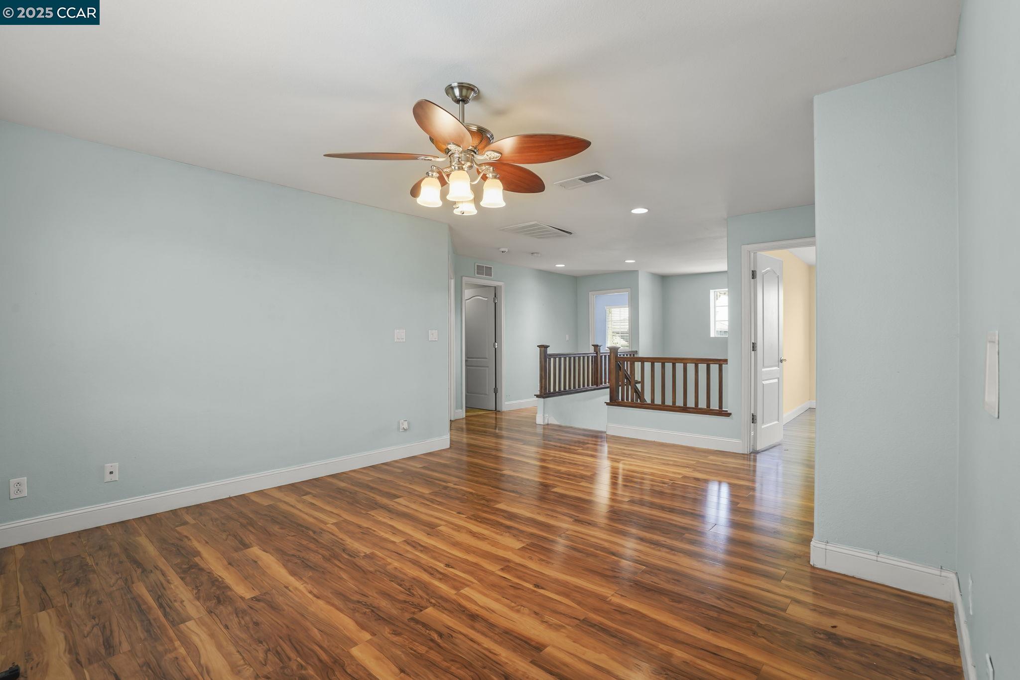 Detail Gallery Image 15 of 30 For 4901 Snowy Egret Way, Oakley,  CA 94561 - 4 Beds | 3 Baths