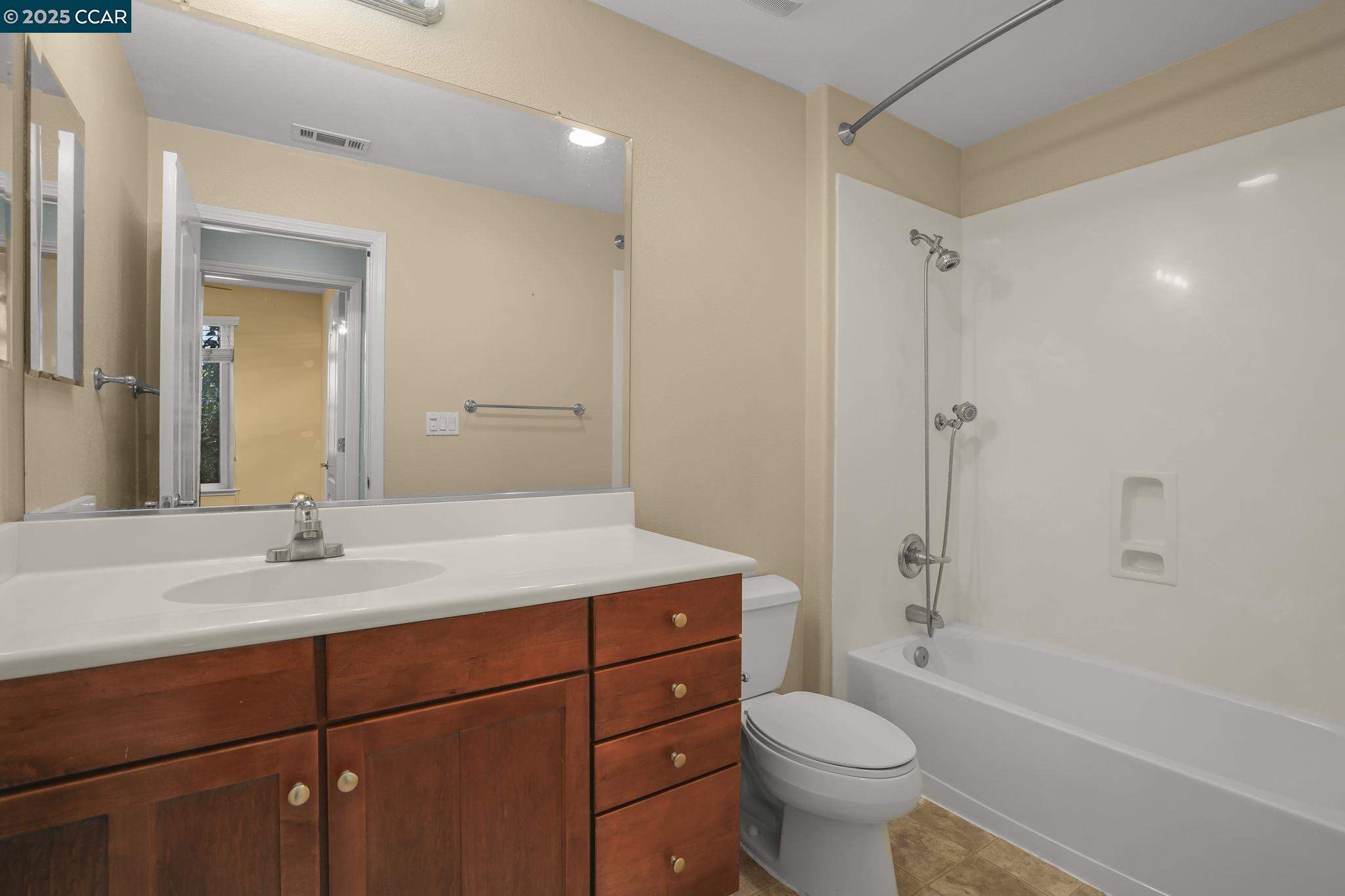 Detail Gallery Image 21 of 30 For 4901 Snowy Egret Way, Oakley,  CA 94561 - 4 Beds | 3 Baths