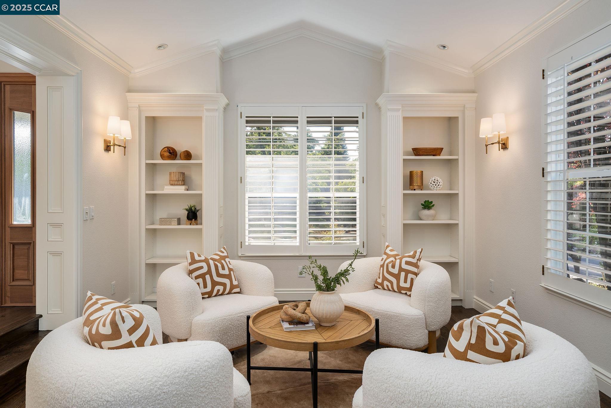 Detail Gallery Image 4 of 55 For 51 Brightwood Cir, Danville,  CA 94506 - 5 Beds | 4/1 Baths