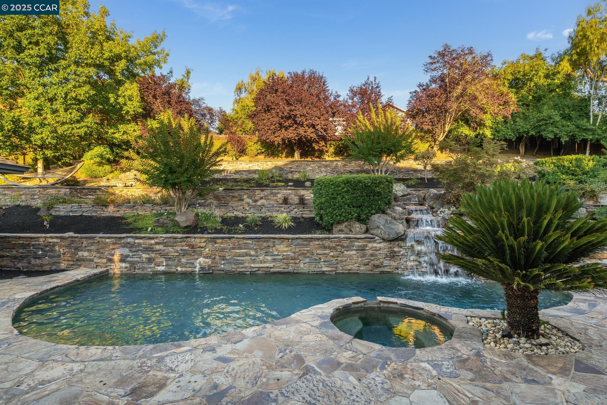 Detail Gallery Image 31 of 55 For 51 Brightwood Cir, Danville,  CA 94506 - 5 Beds | 4/1 Baths
