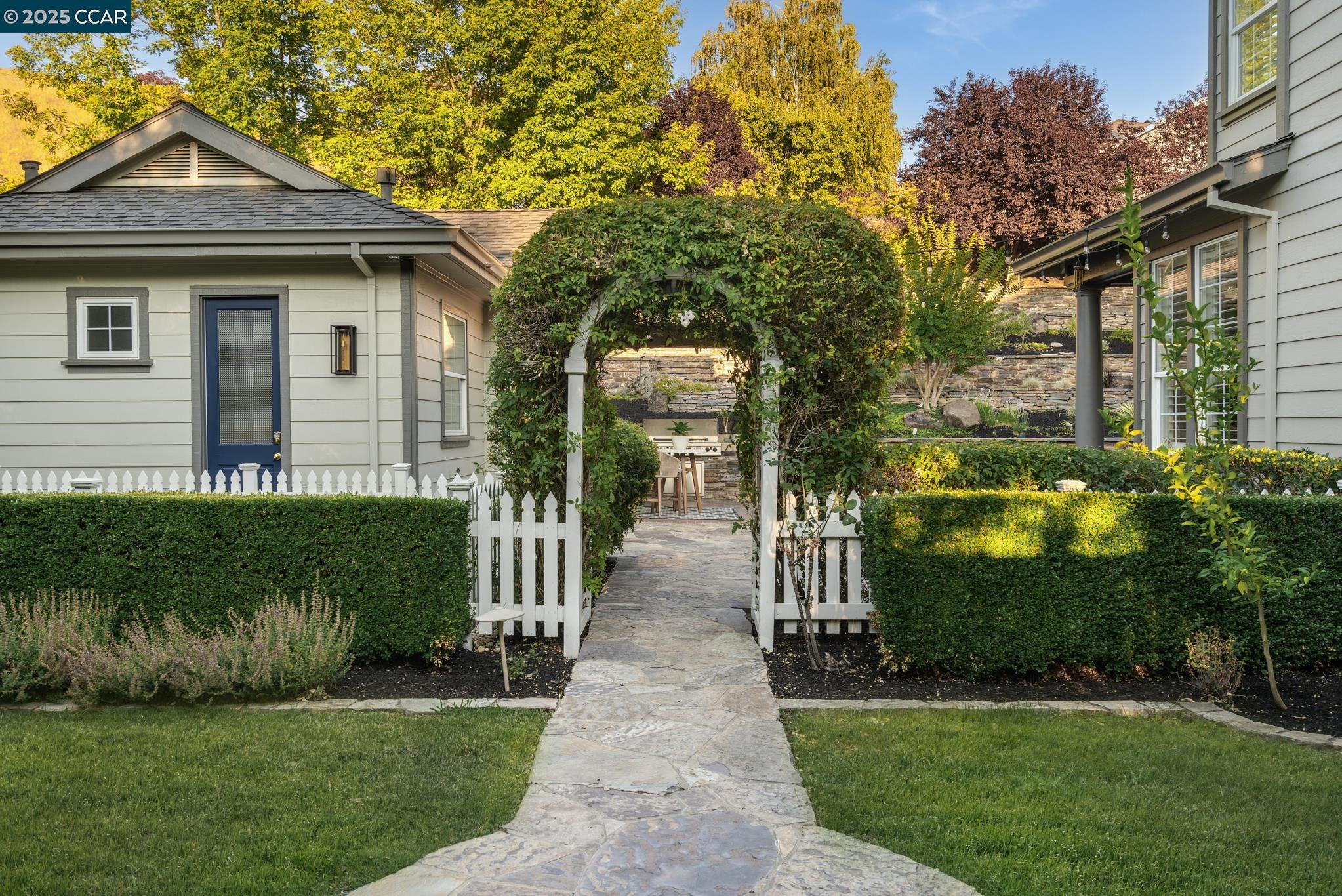Detail Gallery Image 46 of 55 For 51 Brightwood Cir, Danville,  CA 94506 - 5 Beds | 4/1 Baths