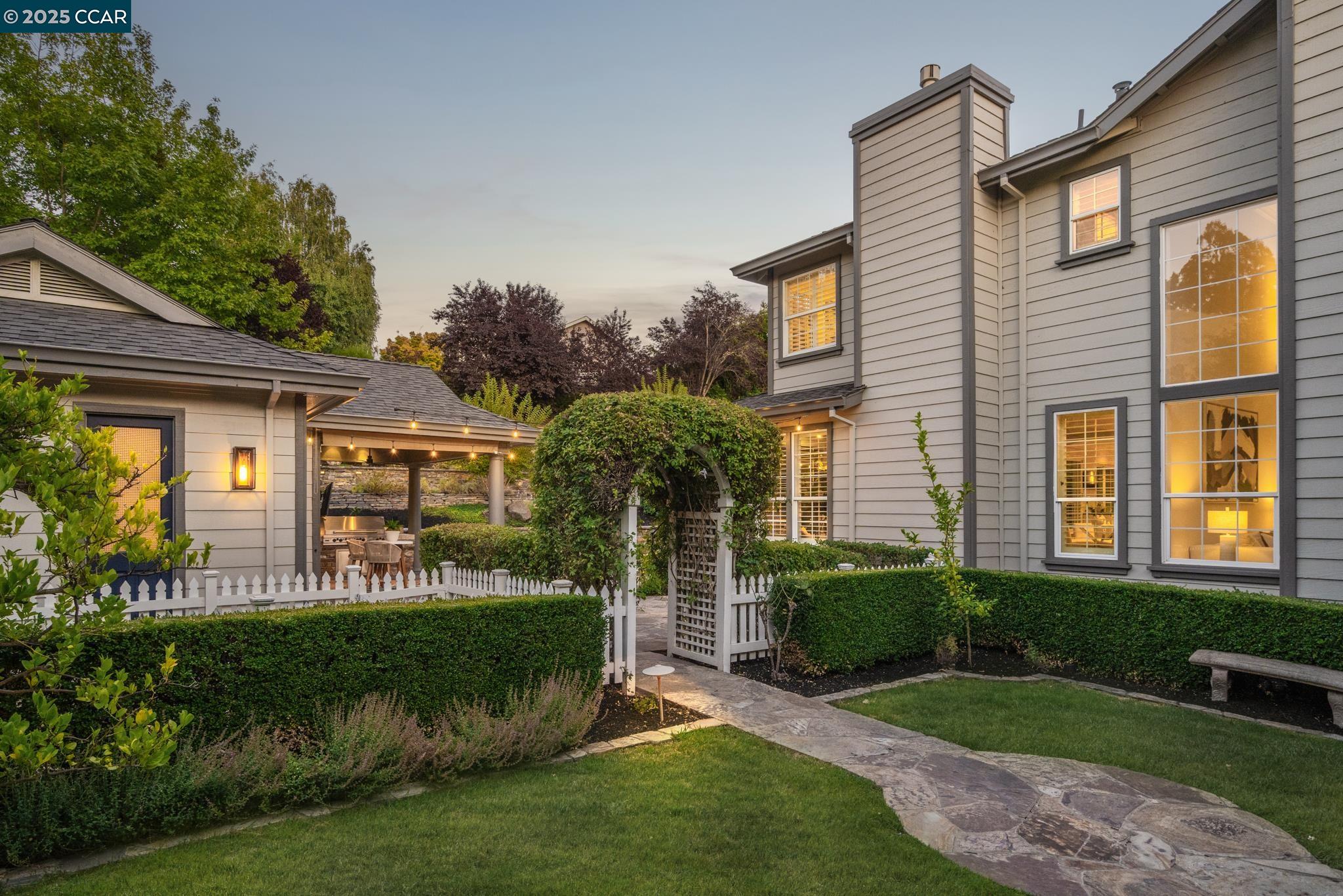 Detail Gallery Image 47 of 55 For 51 Brightwood Cir, Danville,  CA 94506 - 5 Beds | 4/1 Baths
