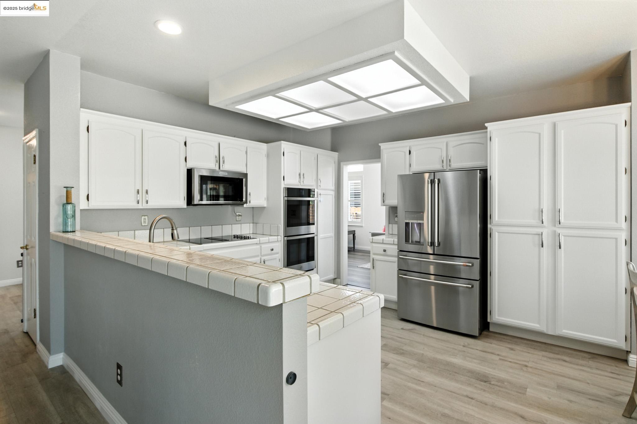 Detail Gallery Image 18 of 56 For 2201 Mark Twain Drive, Antioch,  CA 94531-8305 - 4 Beds | 3 Baths