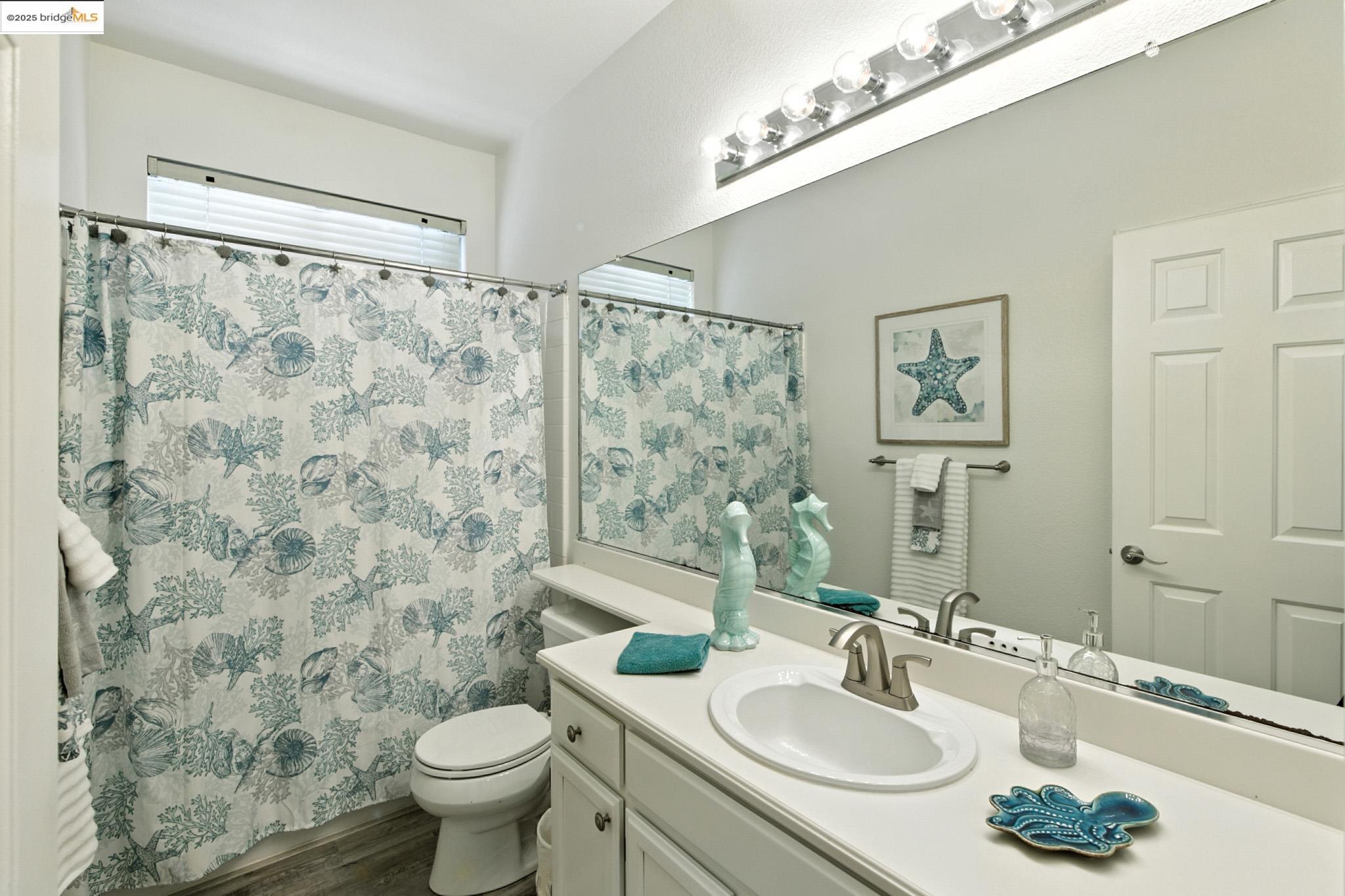 Detail Gallery Image 24 of 56 For 2201 Mark Twain Drive, Antioch,  CA 94531-8305 - 4 Beds | 3 Baths