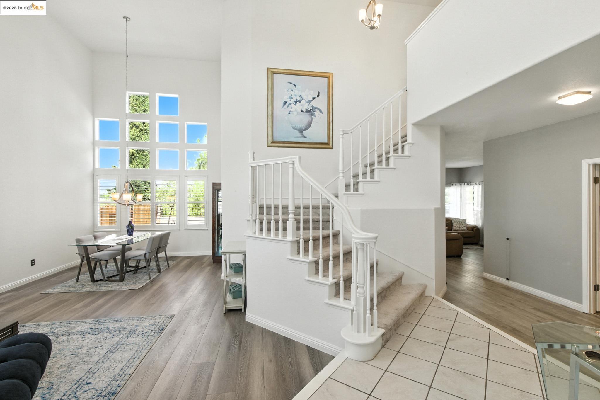 Detail Gallery Image 5 of 56 For 2201 Mark Twain Drive, Antioch,  CA 94531-8305 - 4 Beds | 3 Baths