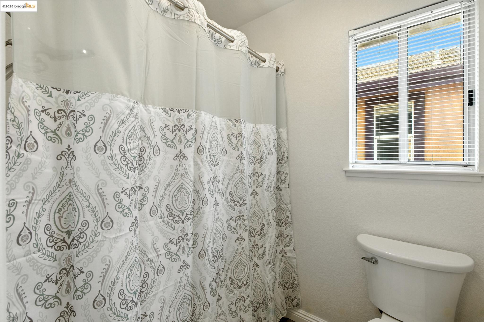 Detail Gallery Image 47 of 56 For 2201 Mark Twain Drive, Antioch,  CA 94531-8305 - 4 Beds | 3 Baths