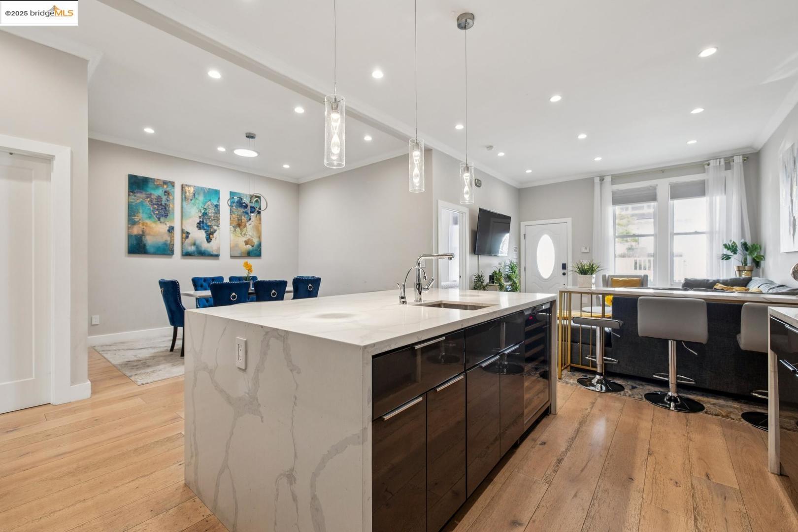 Detail Gallery Image 28 of 60 For 1537 Revere Ave, San Francisco,  CA 94124 - 8 Beds | 5 Baths