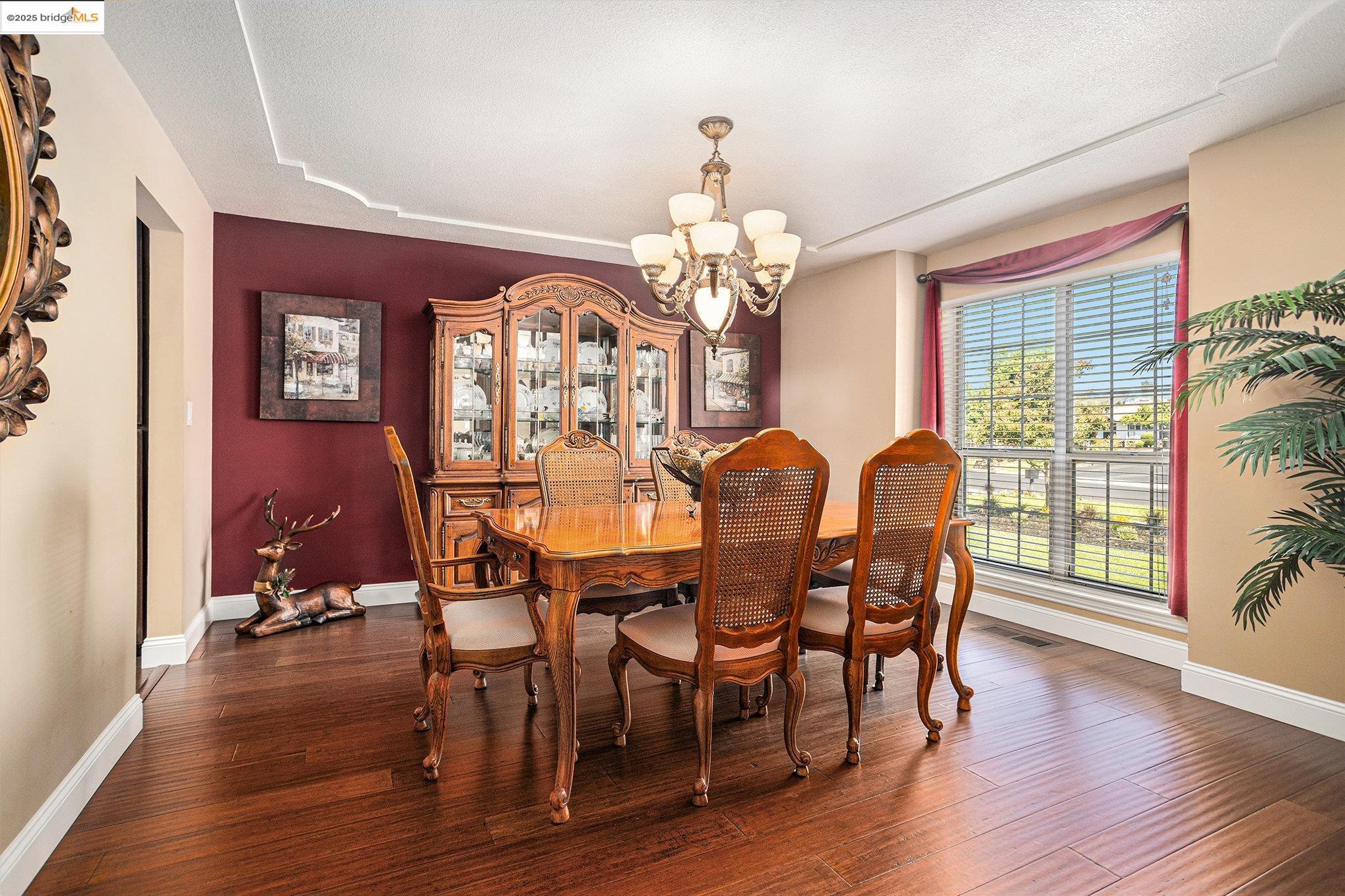 Detail Gallery Image 11 of 59 For 15 Madeira Ct, Oakley,  CA 94561 - 4 Beds | 3/1 Baths