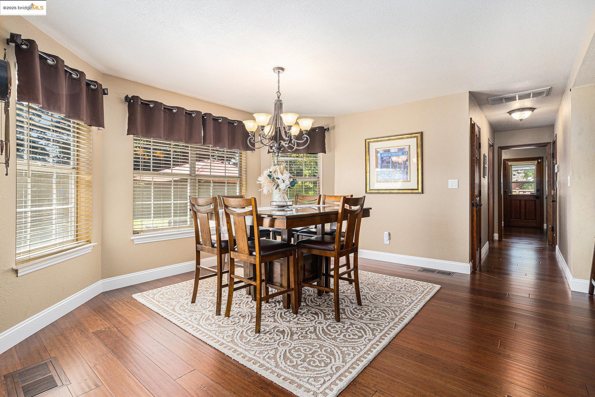 Detail Gallery Image 12 of 59 For 15 Madeira Ct, Oakley,  CA 94561 - 4 Beds | 3/1 Baths