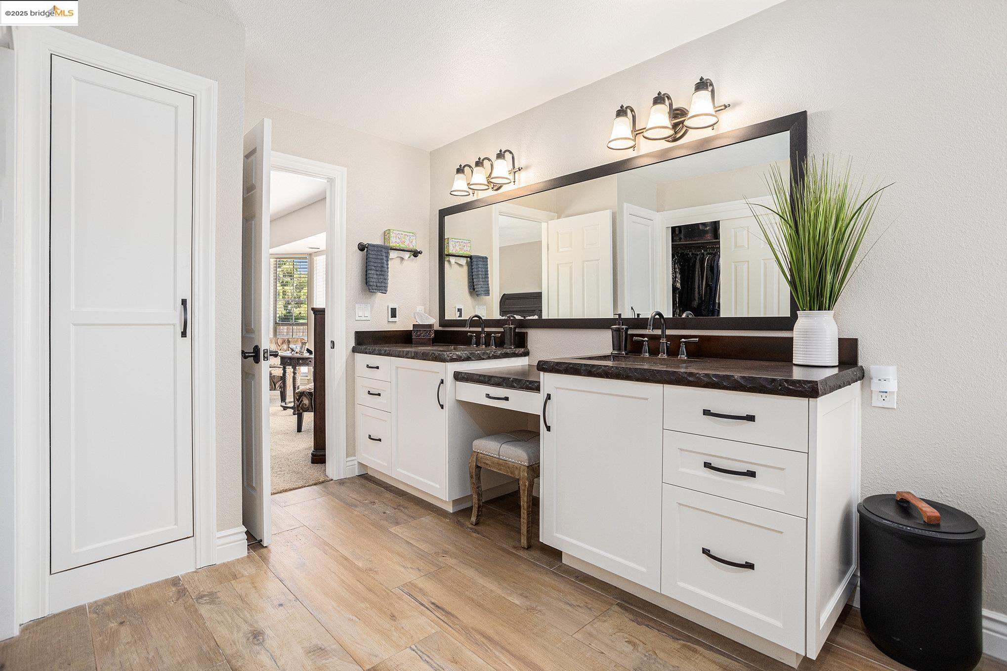 Detail Gallery Image 30 of 59 For 15 Madeira Ct, Oakley,  CA 94561 - 4 Beds | 3/1 Baths
