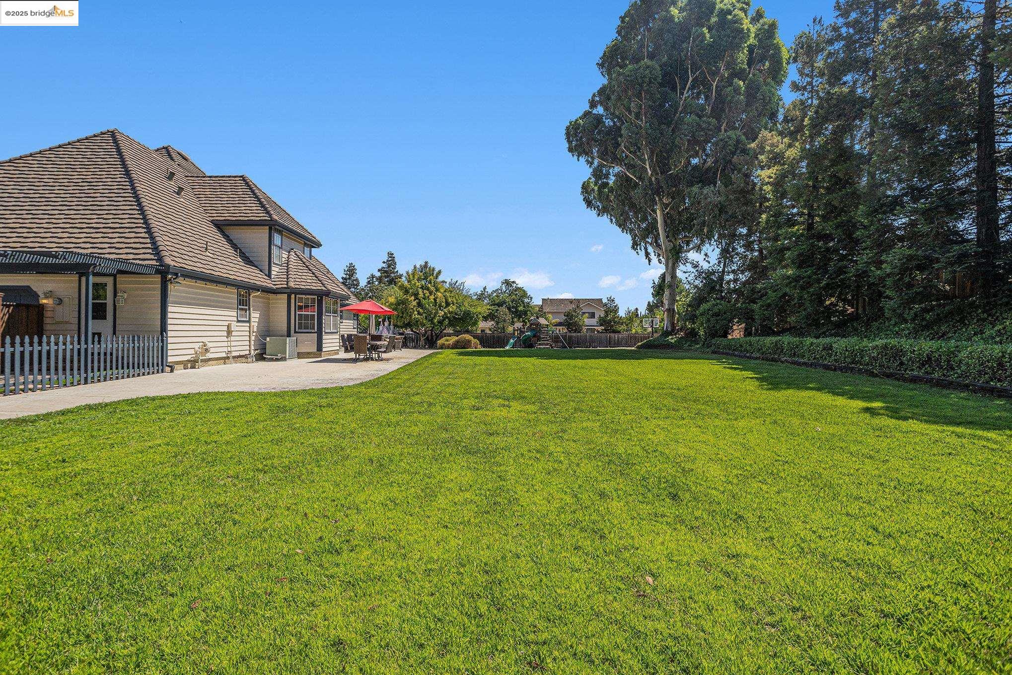 Detail Gallery Image 50 of 59 For 15 Madeira Ct, Oakley,  CA 94561 - 4 Beds | 3/1 Baths