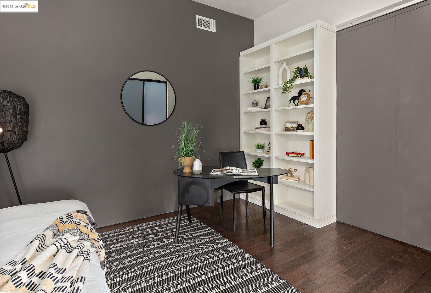 Detail Gallery Image 25 of 39 For 1406 San Pablo Ave a,  Berkeley,  CA 94702 - 2 Beds | 1/1 Baths