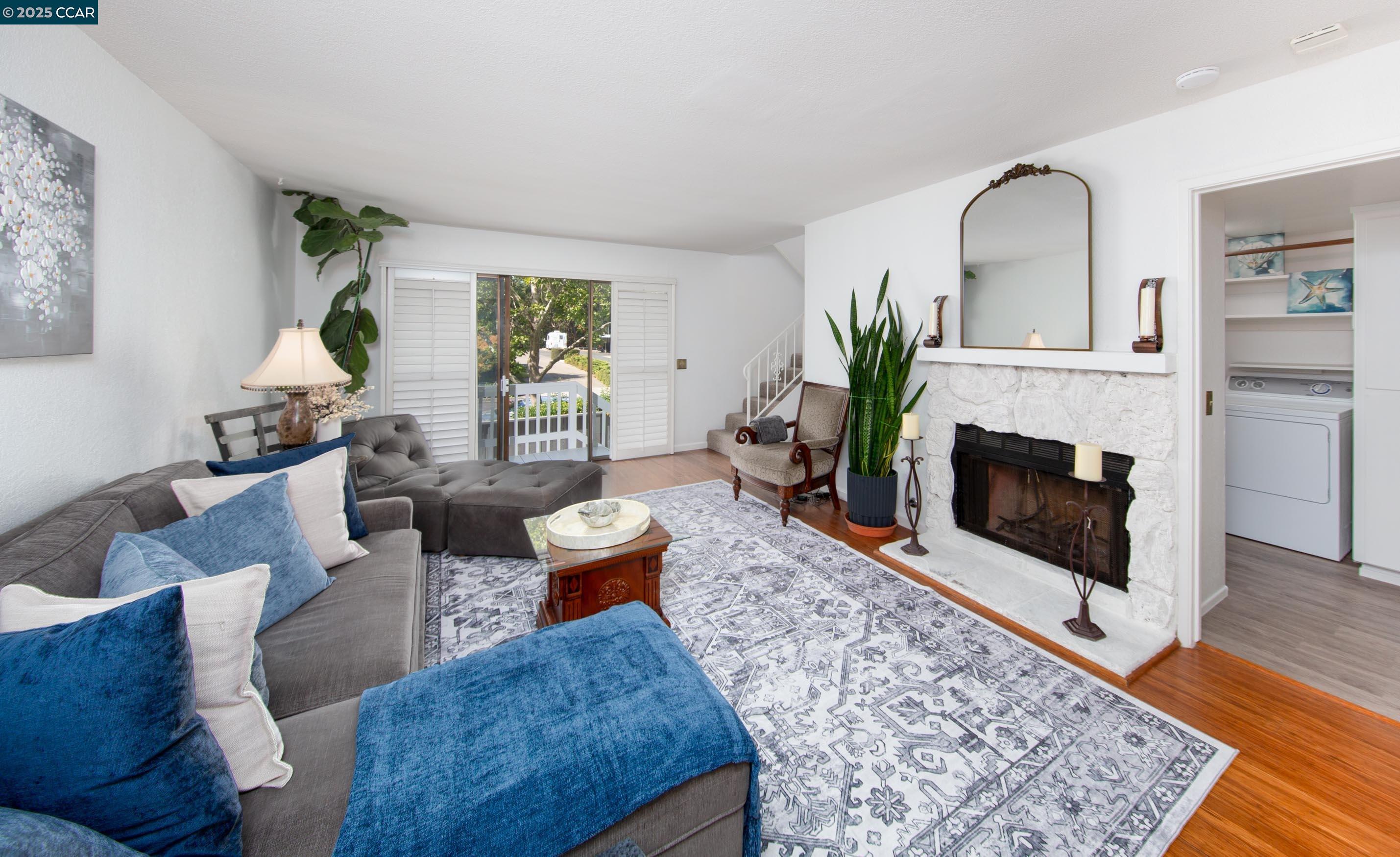 Photo #6: 41108073 Listing: Photo #6