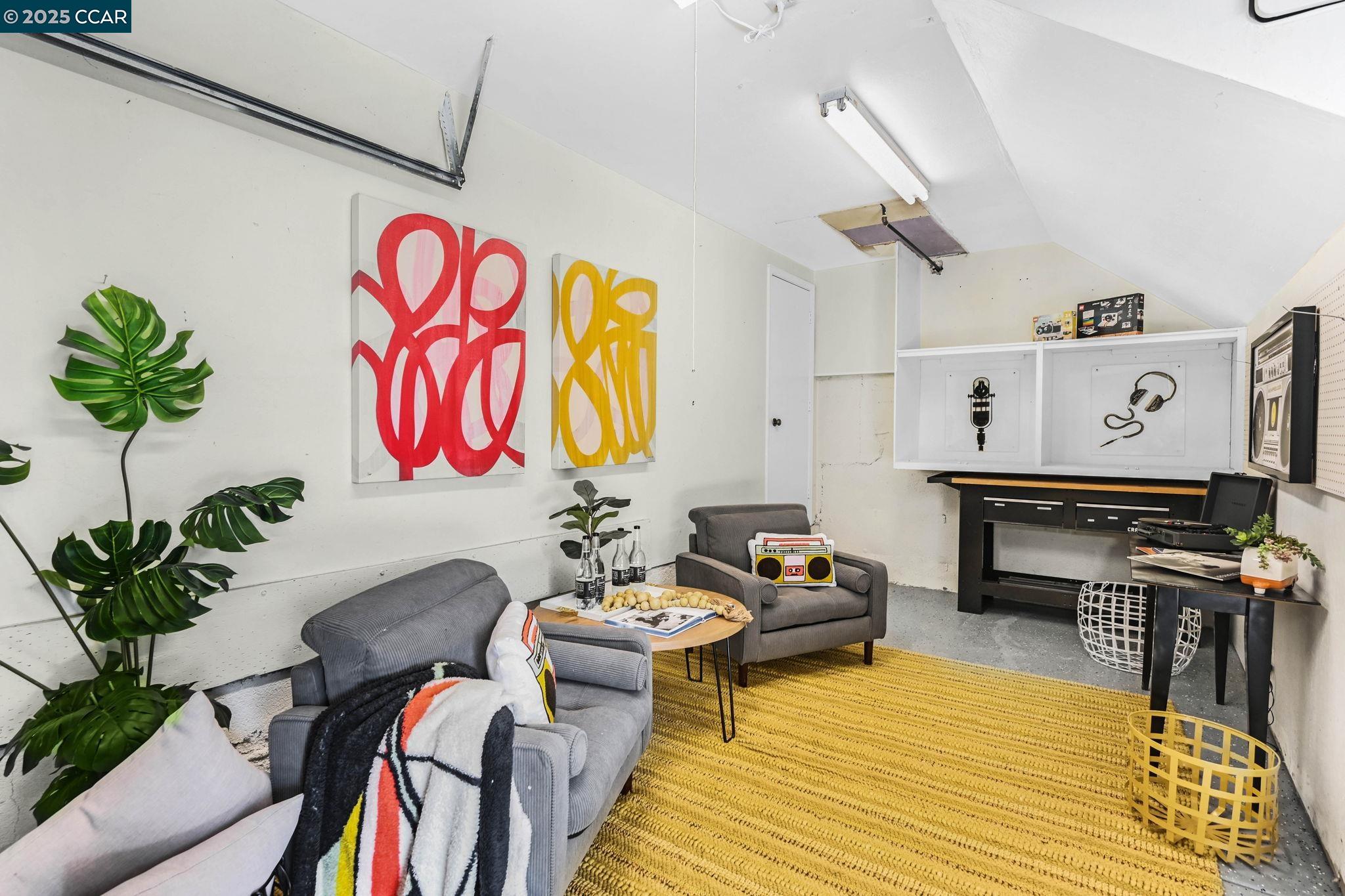 Detail Gallery Image 33 of 47 For 2460 Sky Rd, Walnut Creek,  CA 94597 - 3 Beds | 2 Baths