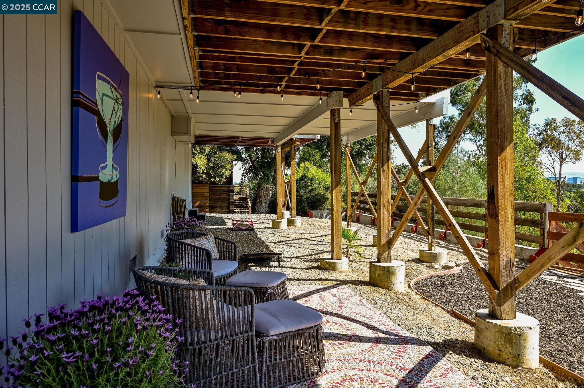 Detail Gallery Image 37 of 47 For 2460 Sky Rd, Walnut Creek,  CA 94597 - 3 Beds | 2 Baths