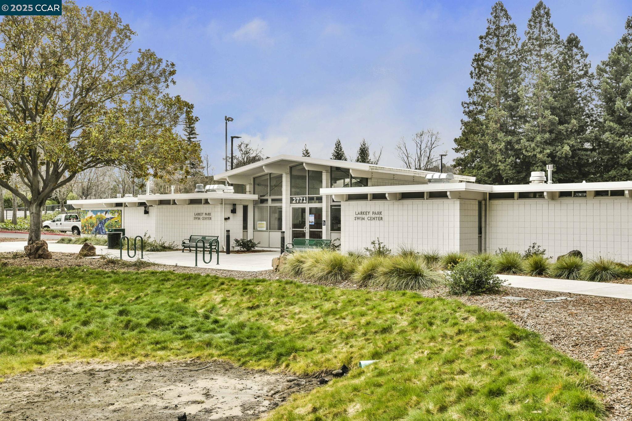 Detail Gallery Image 44 of 47 For 2460 Sky Rd, Walnut Creek,  CA 94597 - 3 Beds | 2 Baths