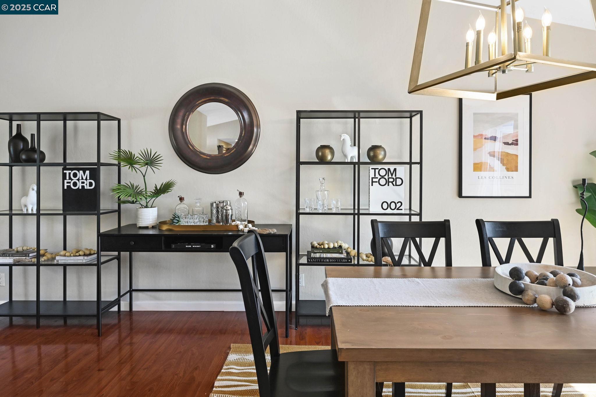 Detail Gallery Image 7 of 47 For 2460 Sky Rd, Walnut Creek,  CA 94597 - 3 Beds | 2 Baths