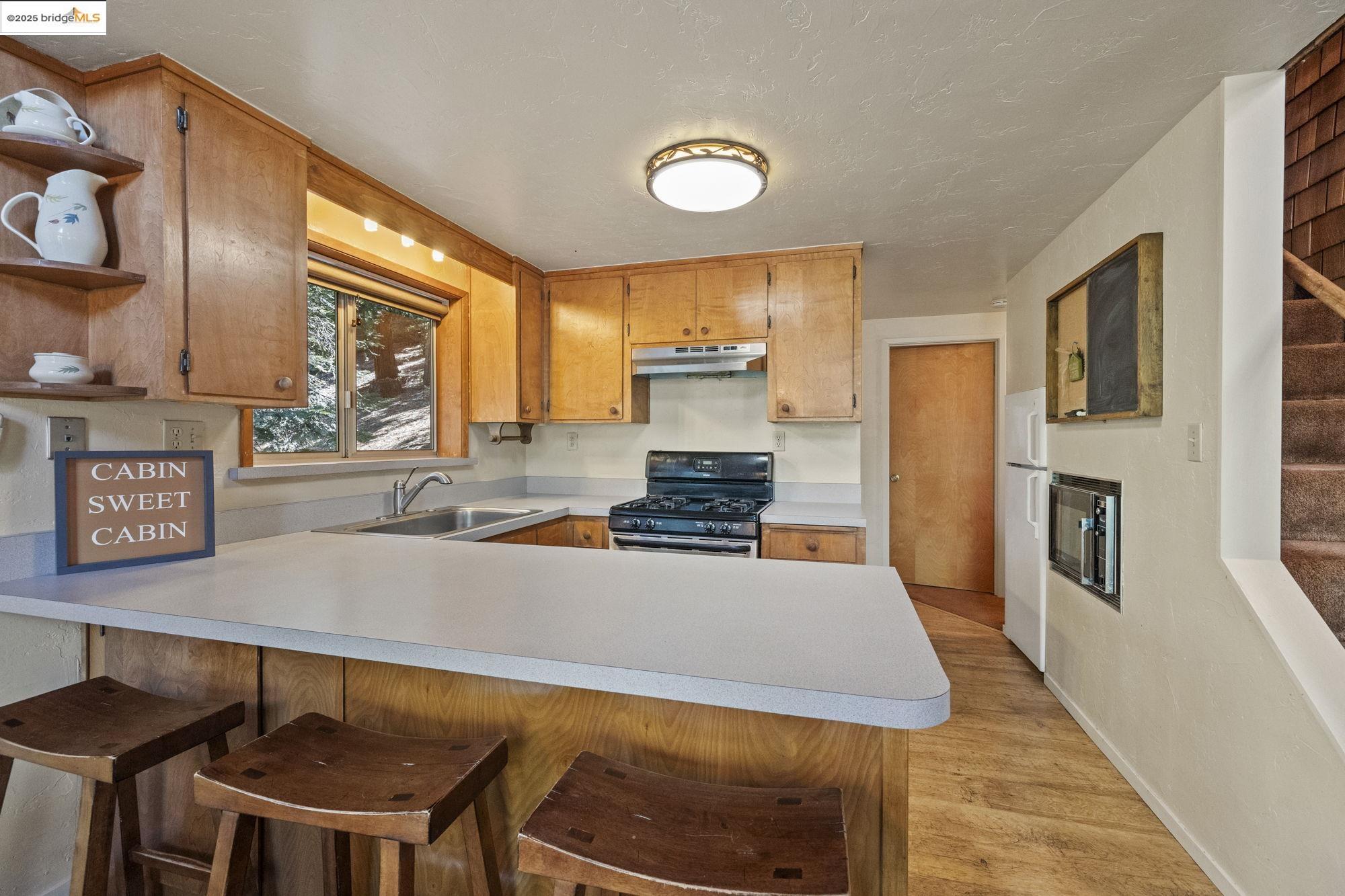 Detail Gallery Image 14 of 40 For 30547 Old Strawberry Rd, Strawberry,  CA 95375 - 5 Beds | 2 Baths