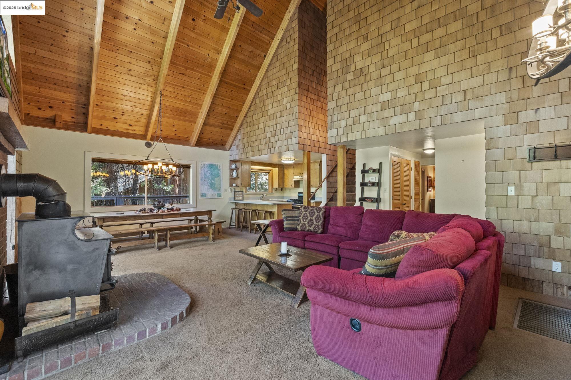 Detail Gallery Image 10 of 40 For 30547 Old Strawberry Rd, Strawberry,  CA 95375 - 5 Beds | 2 Baths