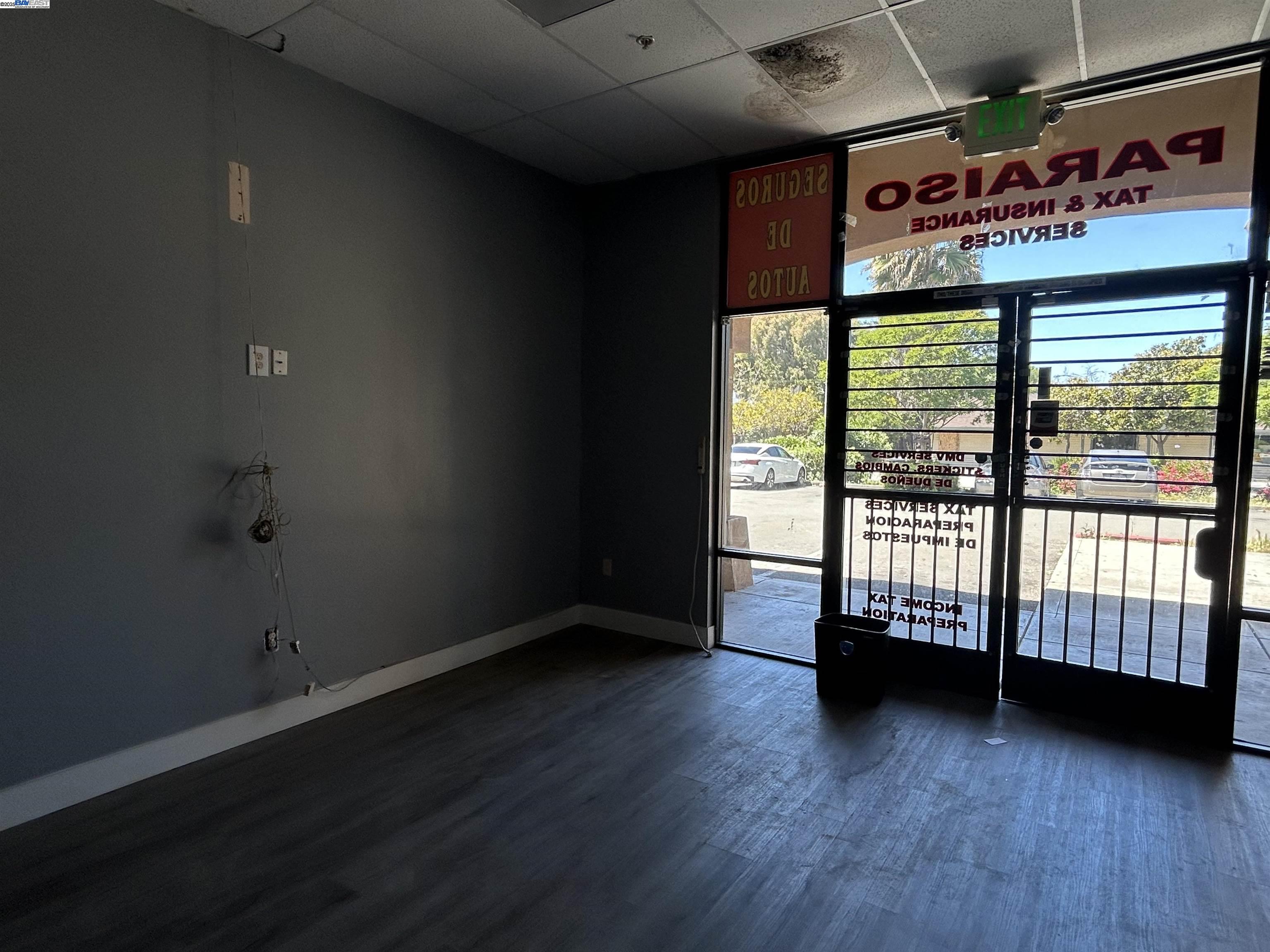 Detail Gallery Image 3 of 8 For 528 W. Tennyson Road, Hayward,  CA 94544 - – Beds | – Baths