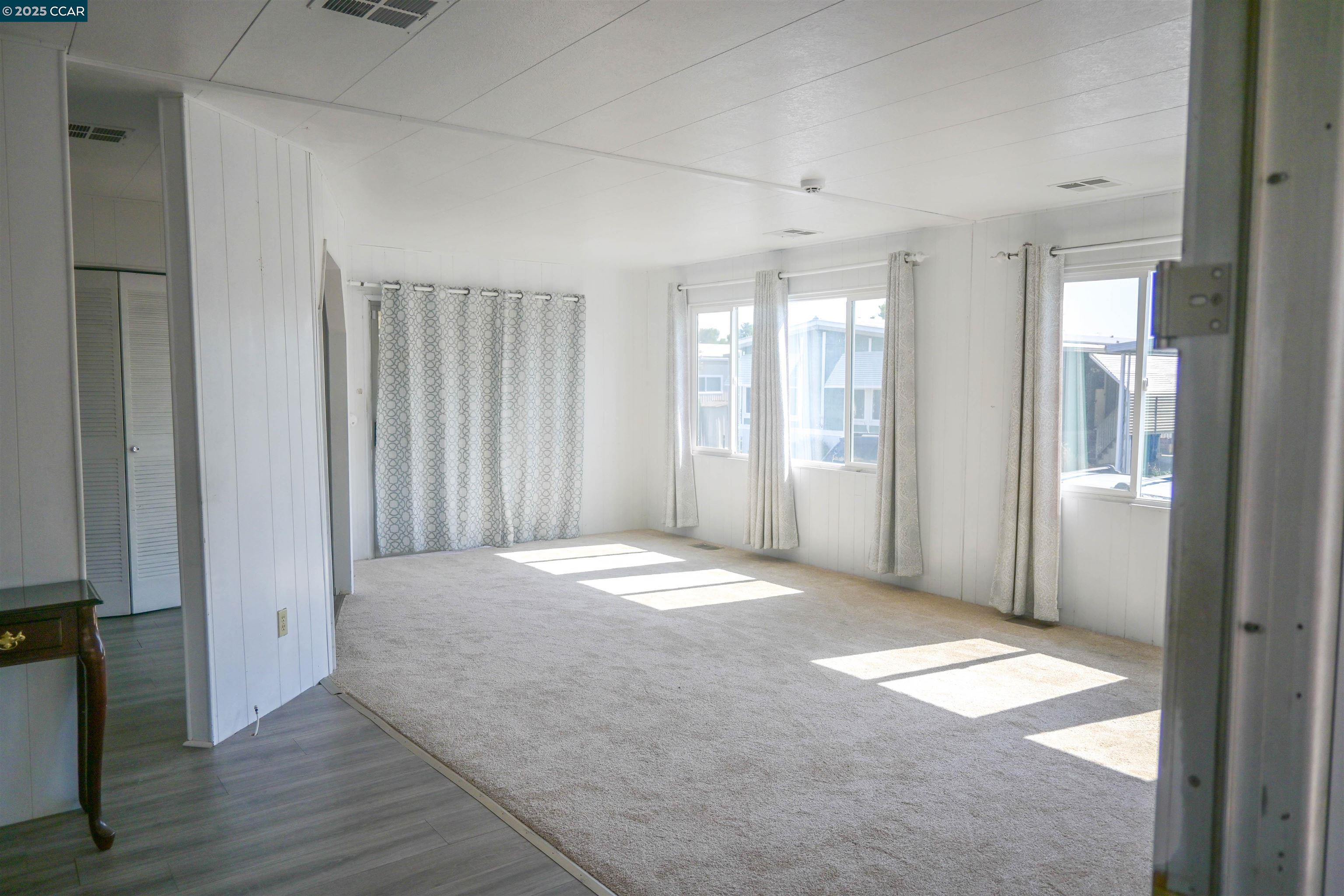 Detail Gallery Image 12 of 57 For 340 Avenida Flores, Pacheco,  CA 94553 - 2 Beds | 2 Baths