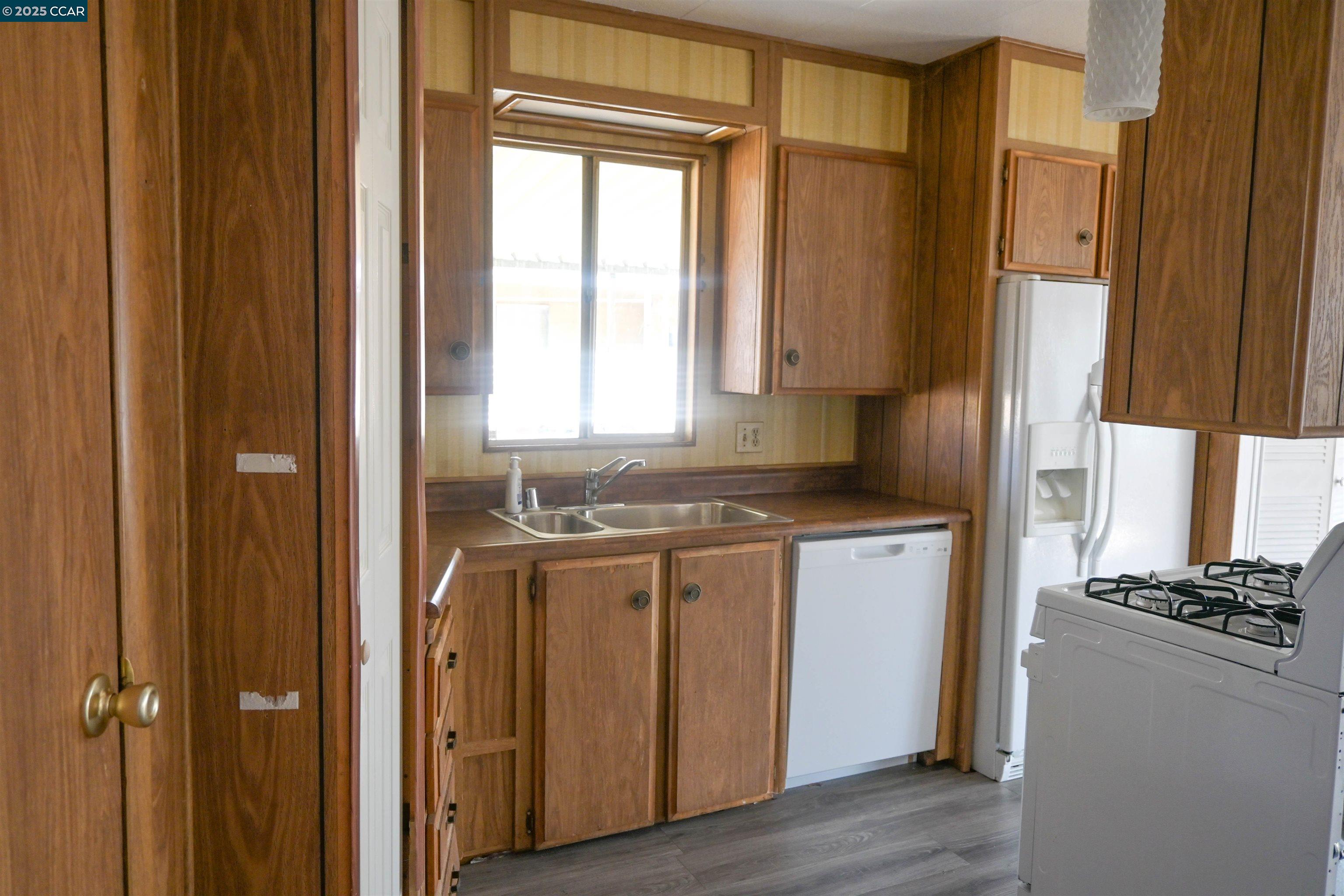 Detail Gallery Image 17 of 57 For 340 Avenida Flores, Pacheco,  CA 94553 - 2 Beds | 2 Baths