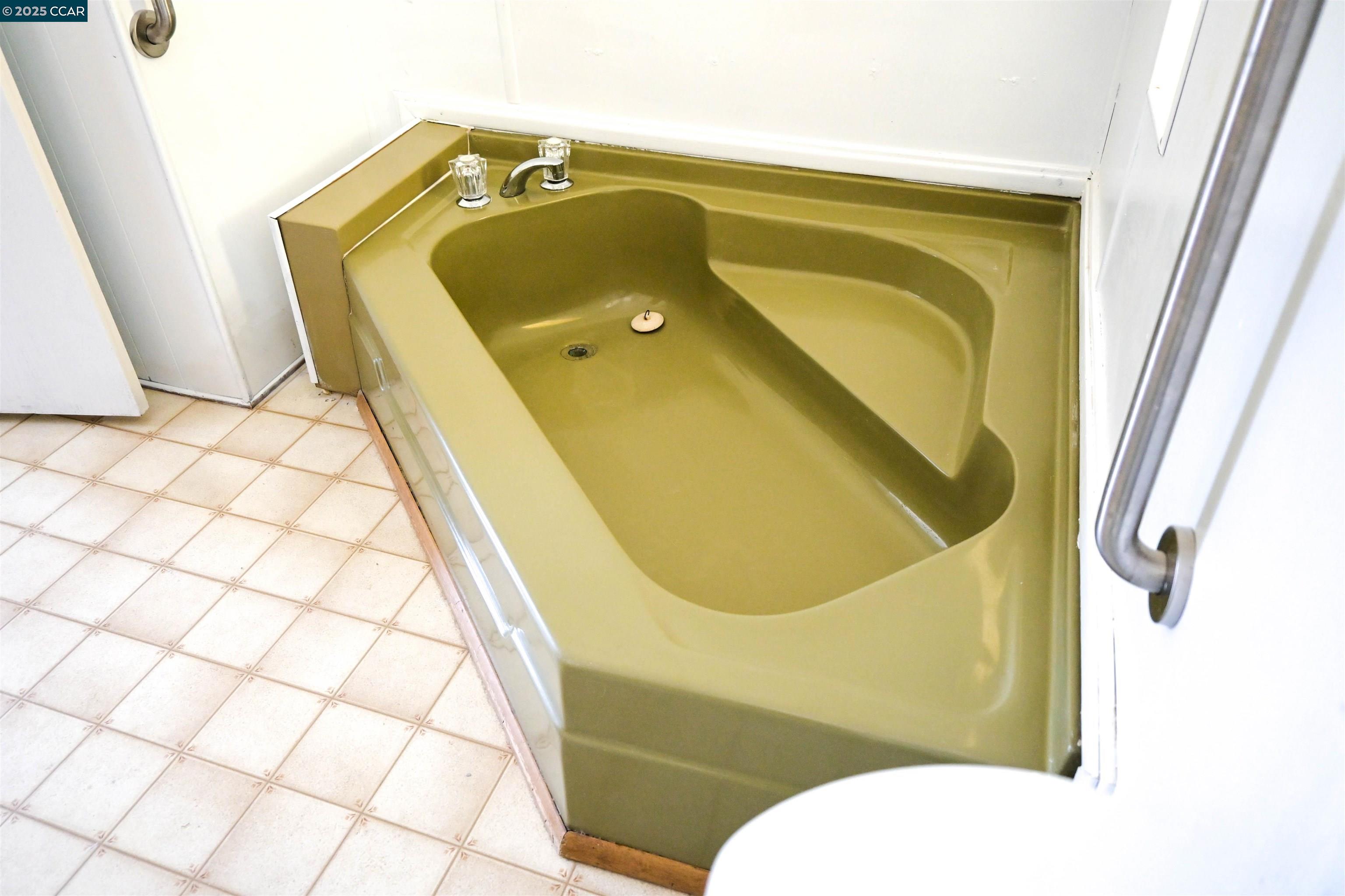 Detail Gallery Image 37 of 57 For 340 Avenida Flores, Pacheco,  CA 94553 - 2 Beds | 2 Baths