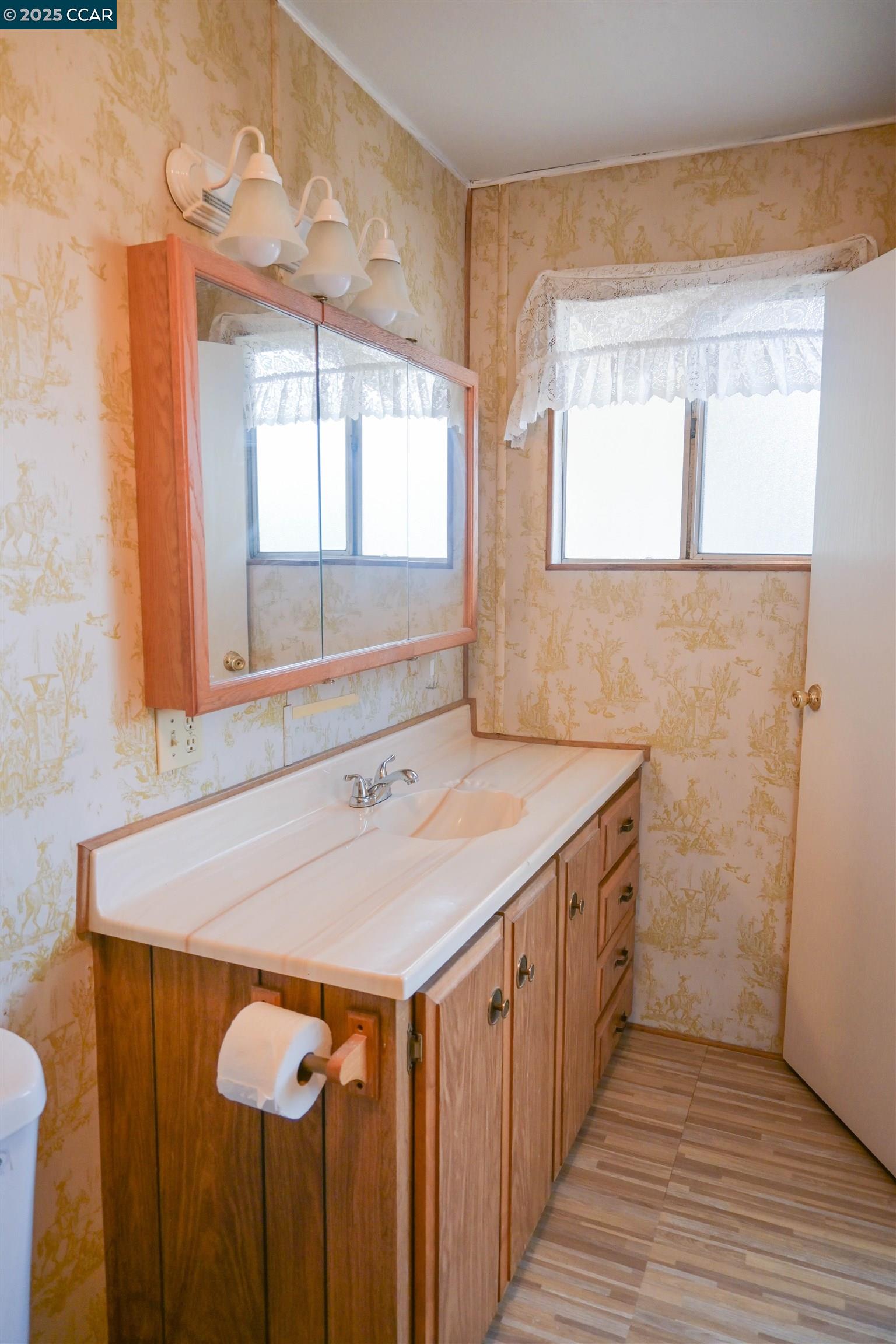 Detail Gallery Image 45 of 57 For 340 Avenida Flores, Pacheco,  CA 94553 - 2 Beds | 2 Baths