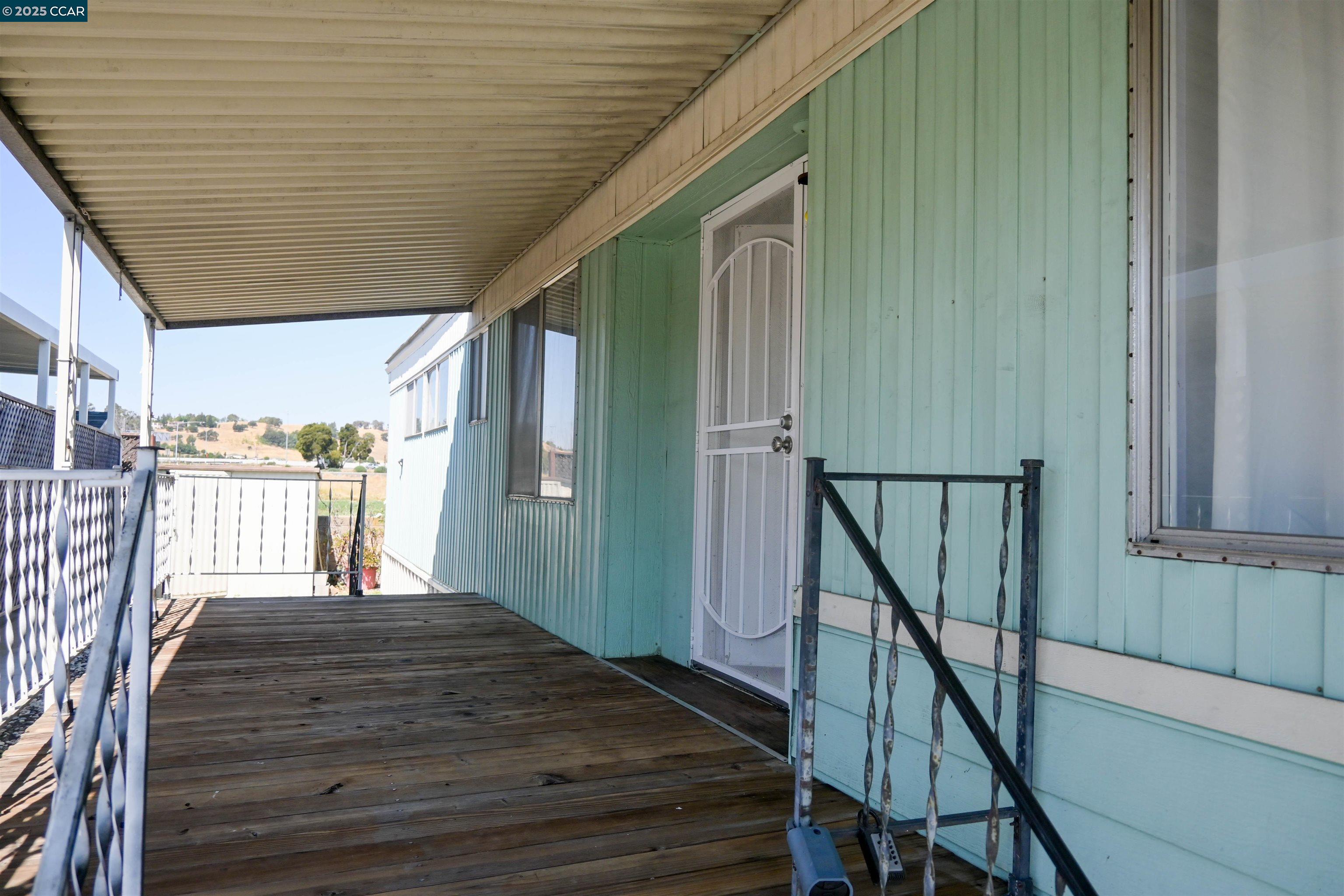 Detail Gallery Image 6 of 57 For 340 Avenida Flores, Pacheco,  CA 94553 - 2 Beds | 2 Baths